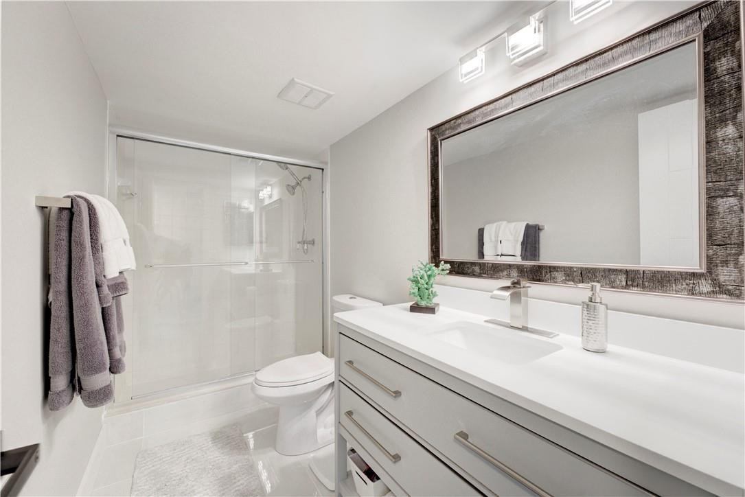 Barclay Condo - Residential