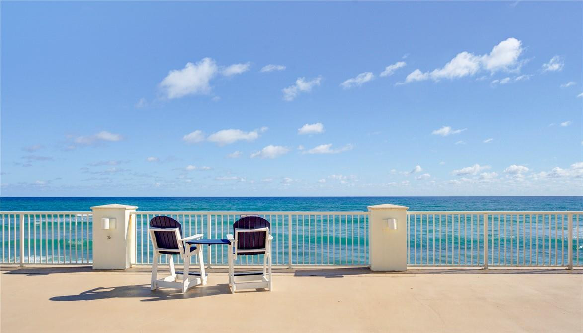 Barclay Condo - Residential