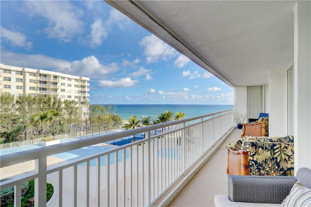 Barclay Condo - Residential