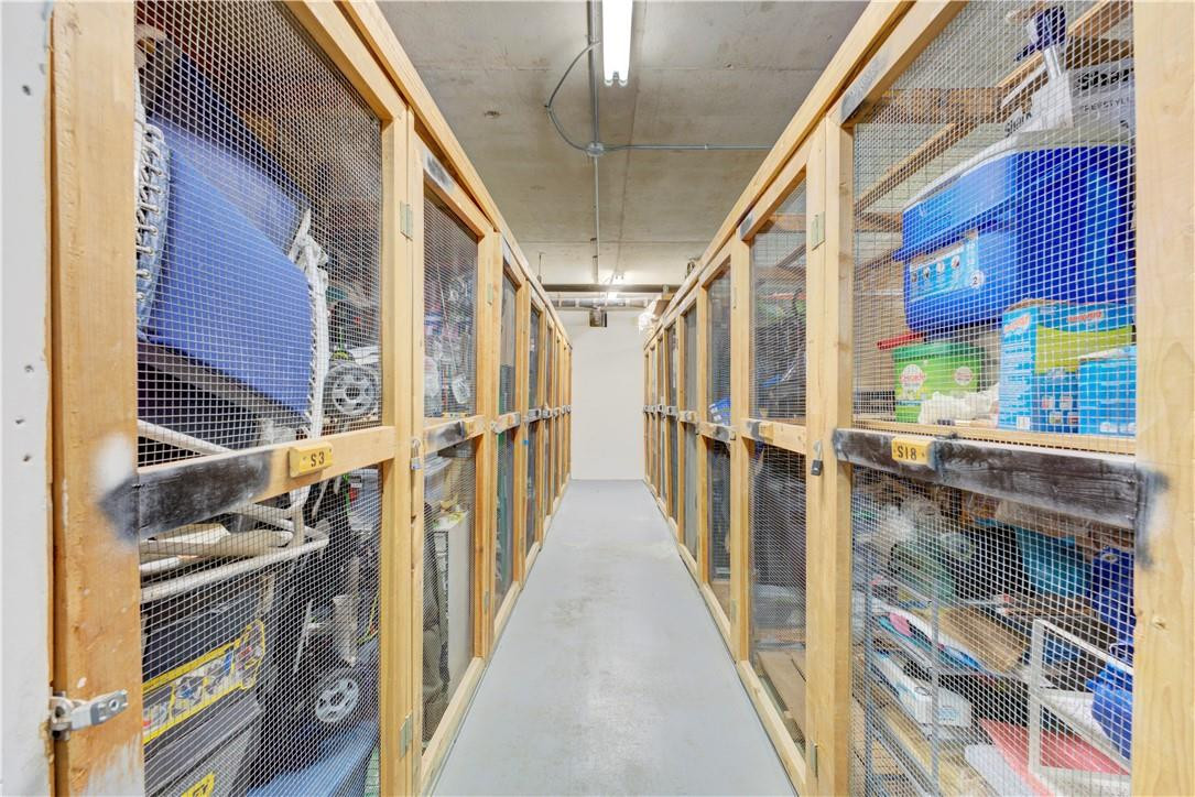 Barclay Condo - Residential