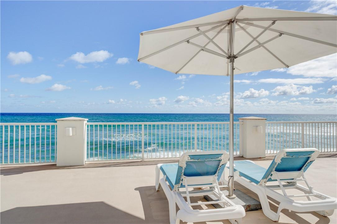 Barclay Condo - Residential
