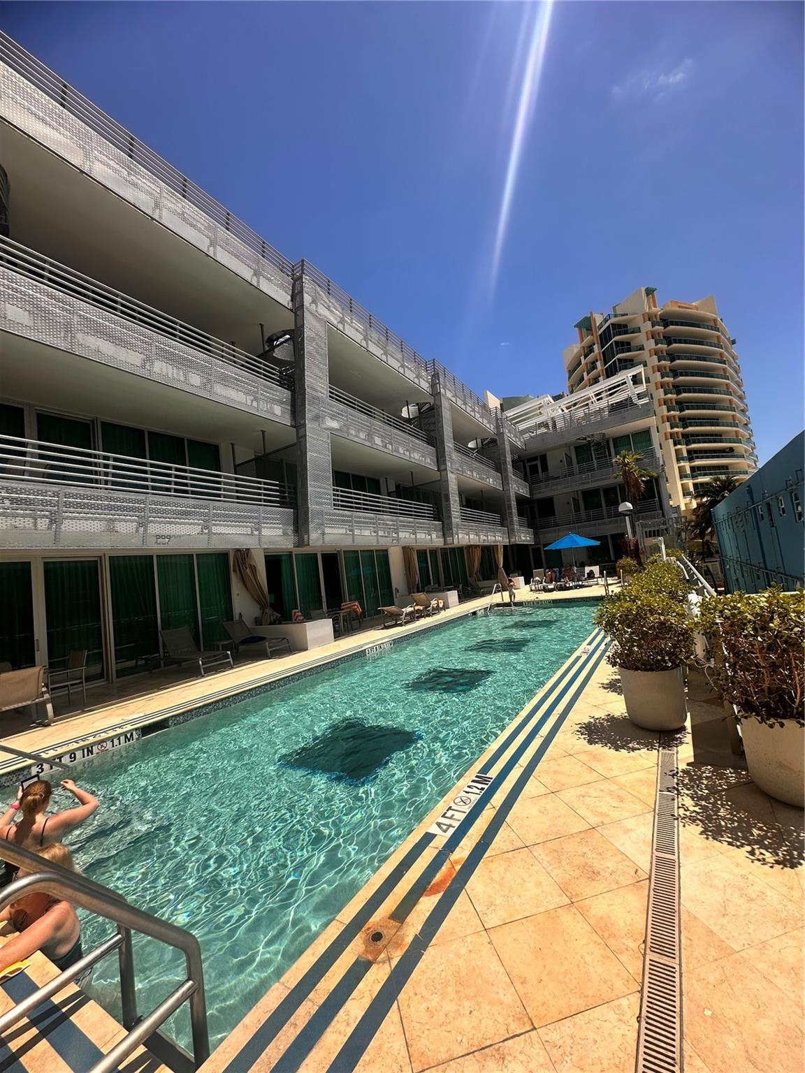 Z HOTEL SONESTA - Residential