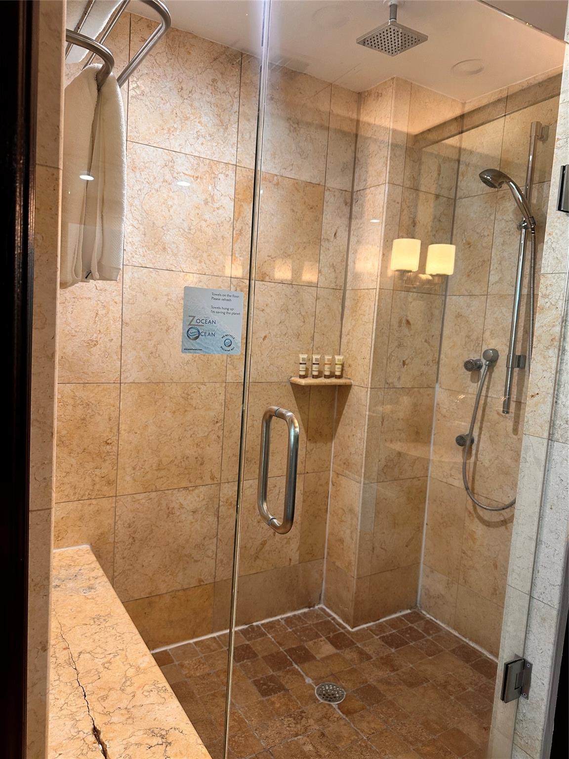 Z HOTEL SONESTA - Residential