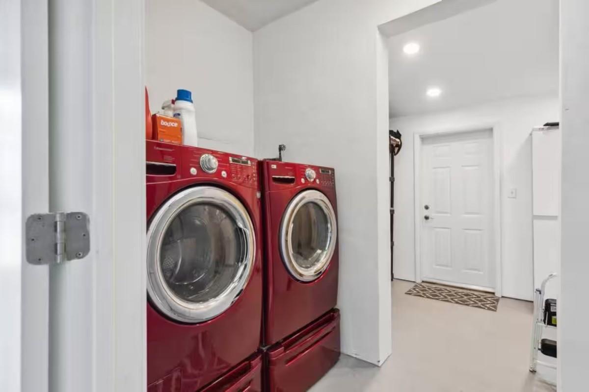 Coral Shores 30-44 B - Residential Lease