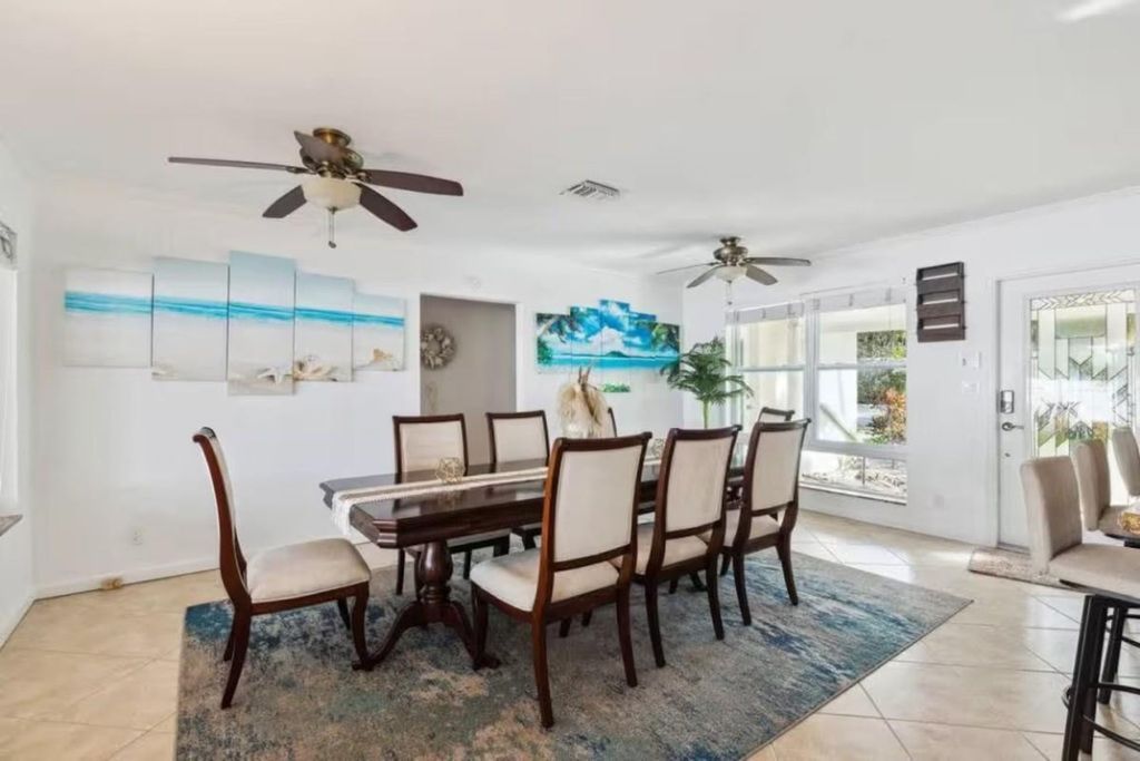 Photo of 1925 NE 29th Court, Fort Lauderdale, FL 33306 (MLS # F10538851)