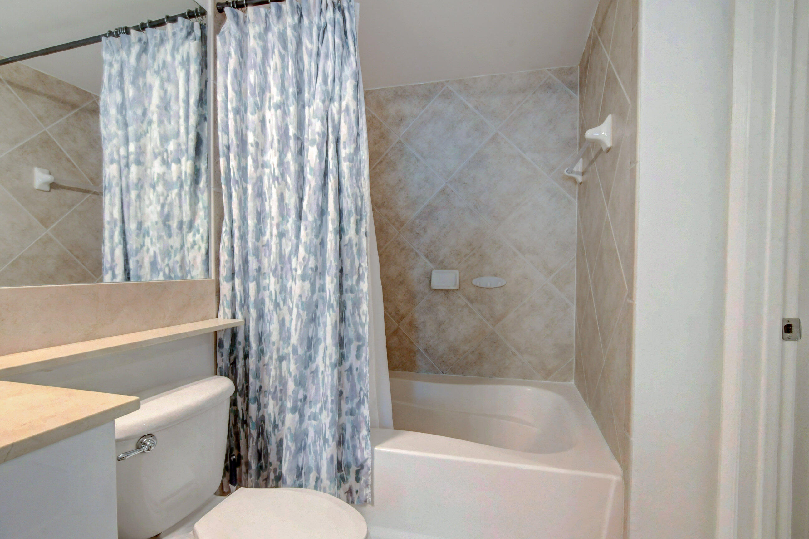 MARINA VILLAGE AT BOYNTON BEACH CONDOMINIUM - Residential