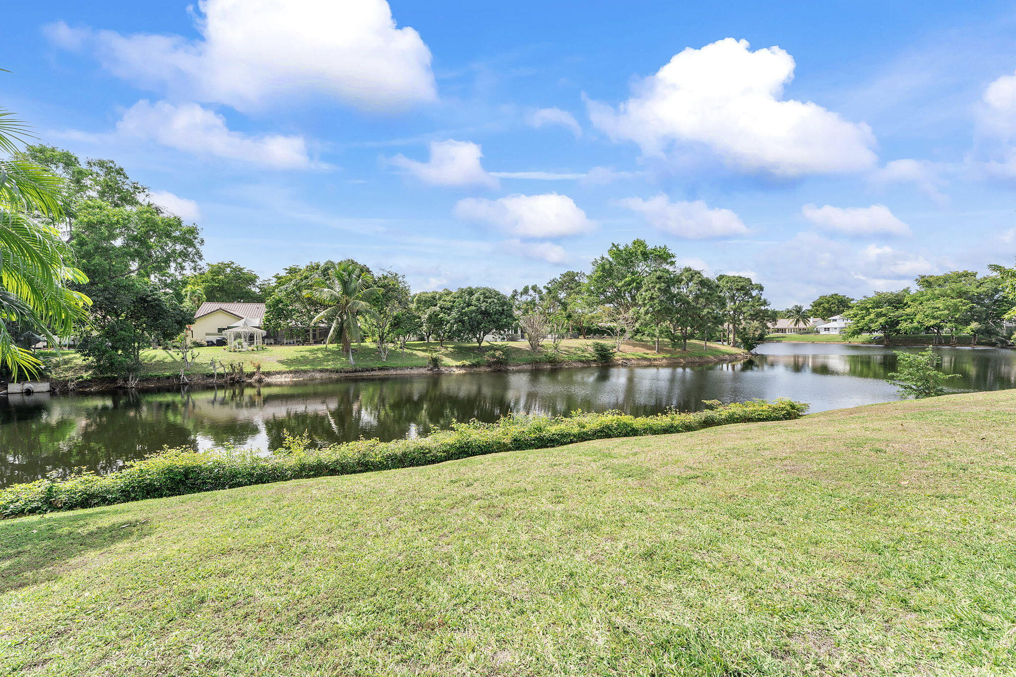 GLEN OAKS 1ST ADD - Residential