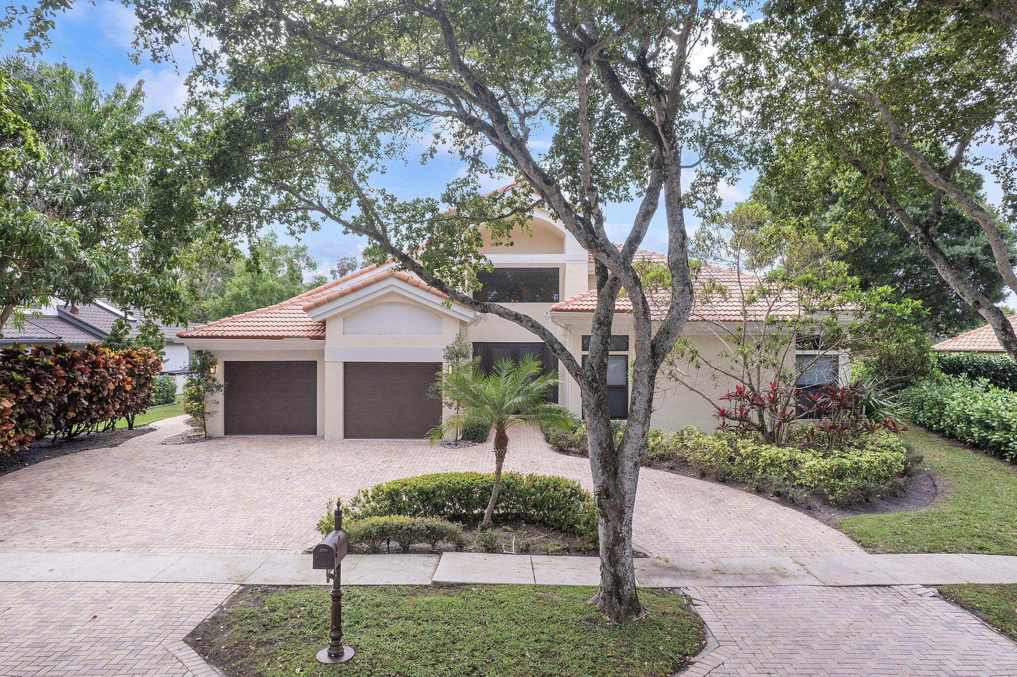 GLEN OAKS 1ST ADD - Residential