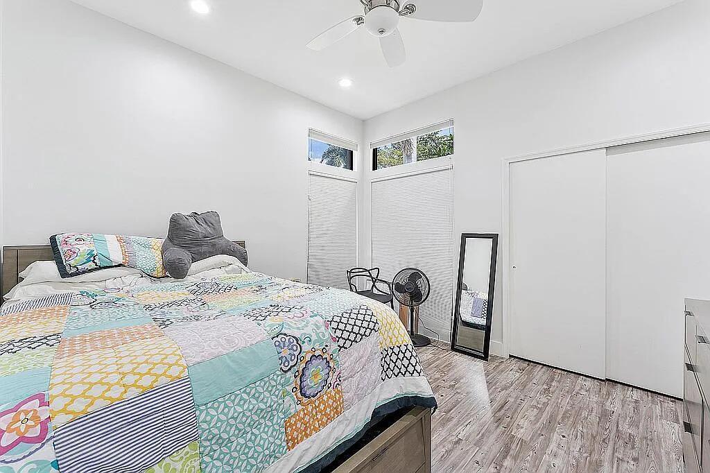 GLEN OAKS 1ST ADD - Residential