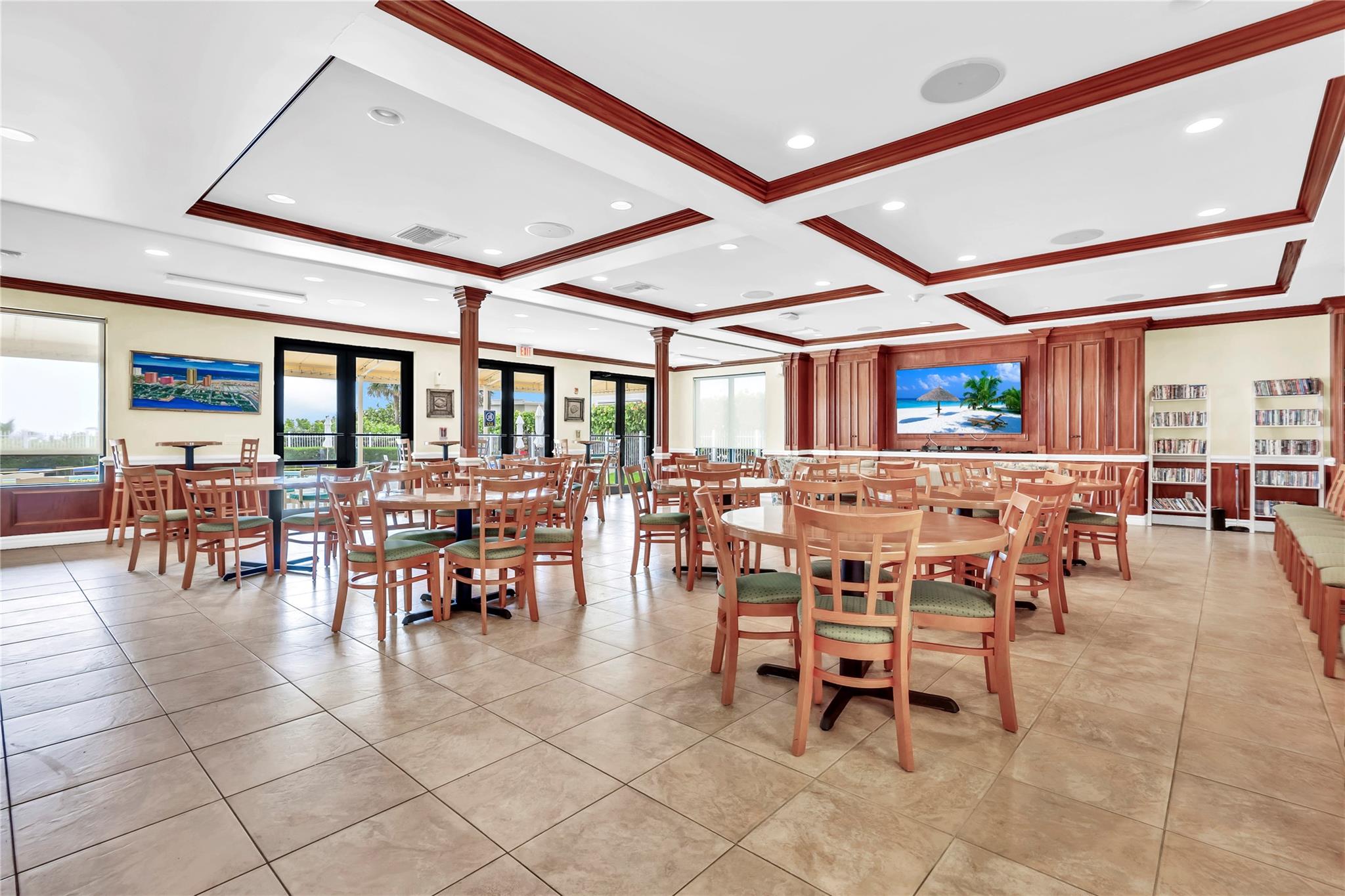 Phoenix Towers Condo 01 - Residential Lease