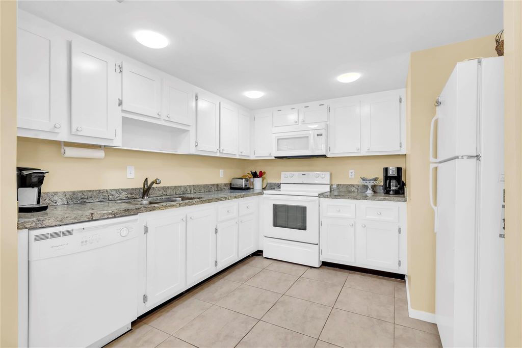 Photo of 2800 N Ocean Dr #B-5-A, Singer Island, FL 33404 (MLS # F10524413)