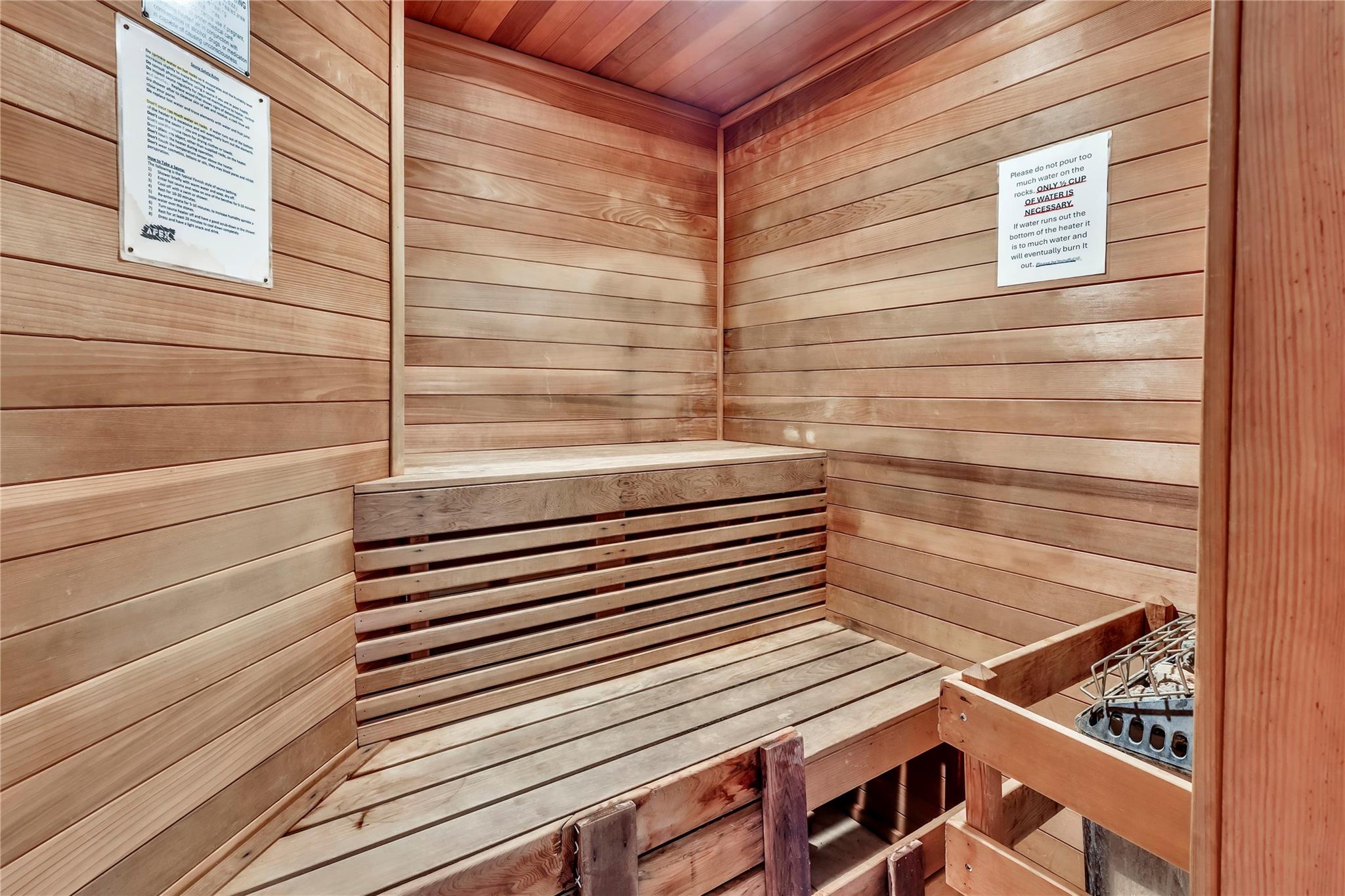 Phoenix Towers Condo 01 - Residential Lease