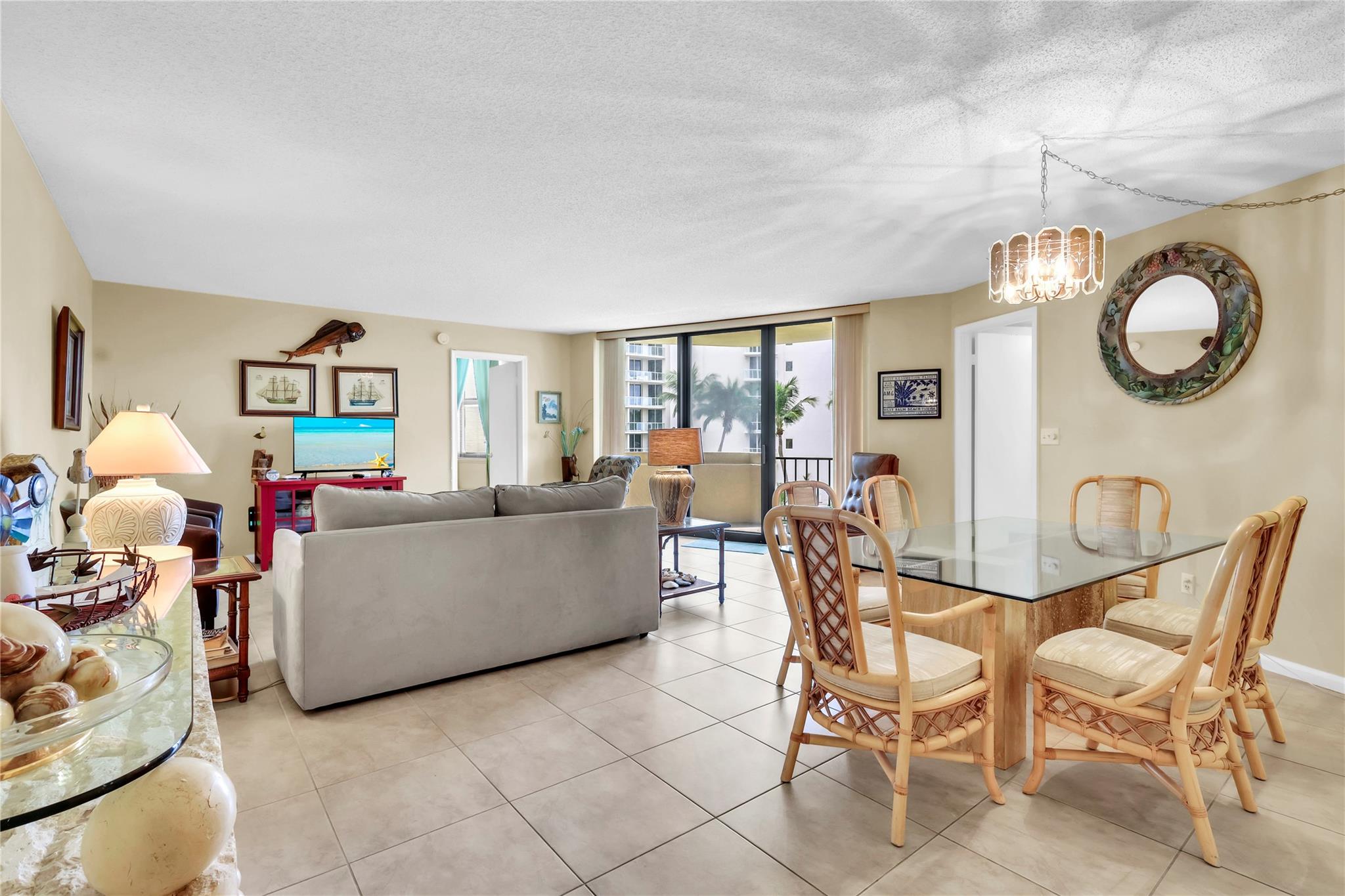 Phoenix Towers Condo 01 - Residential Lease