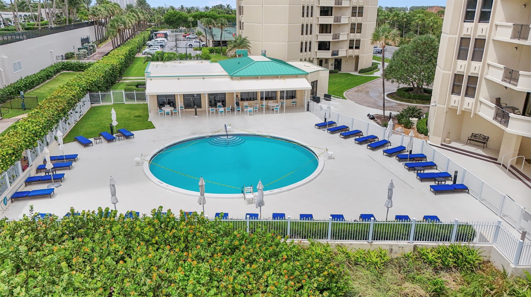 Phoenix Towers Condo 01 - Residential Lease