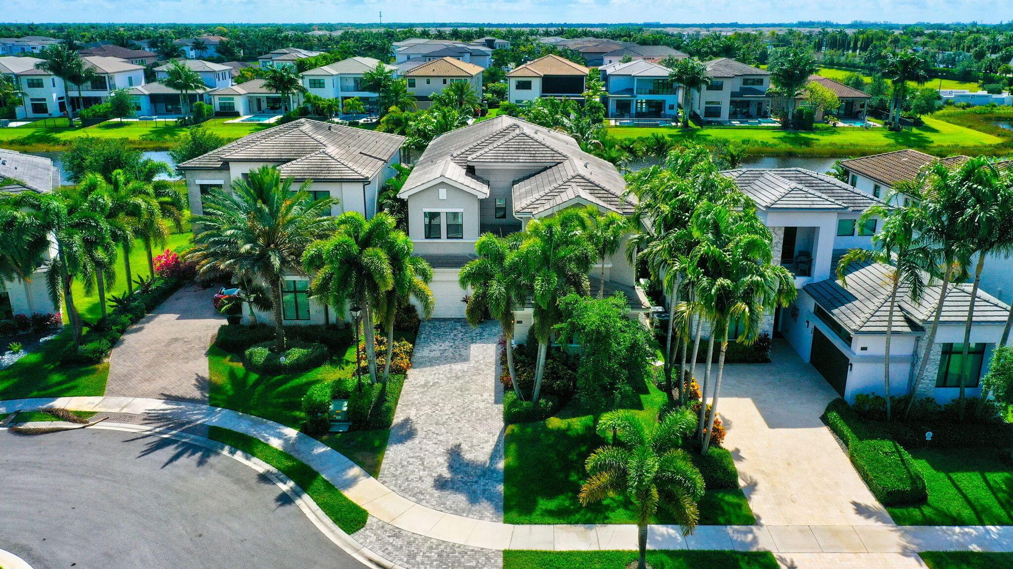 BOCA BRIDGES - Residential