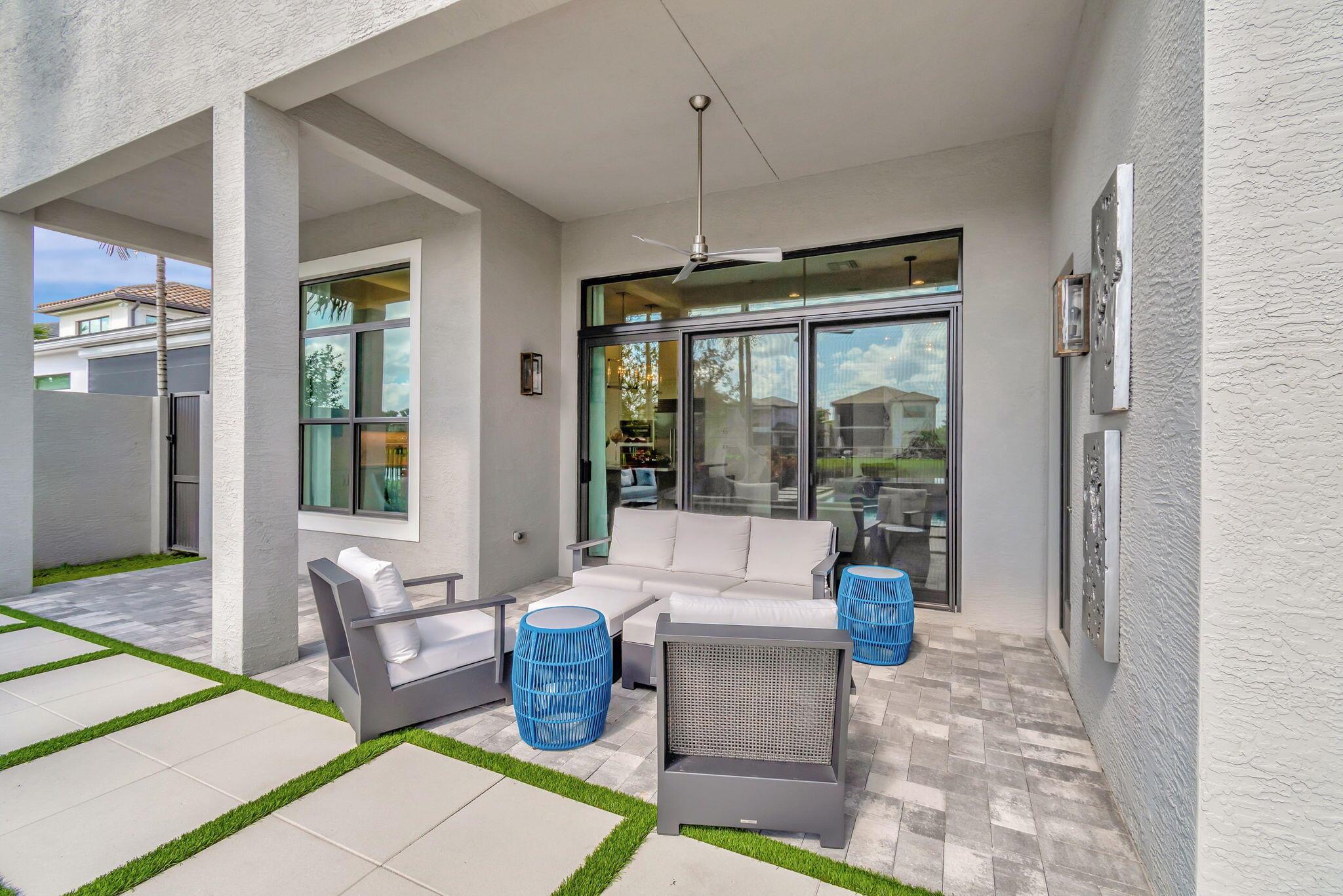 BOCA BRIDGES - Residential