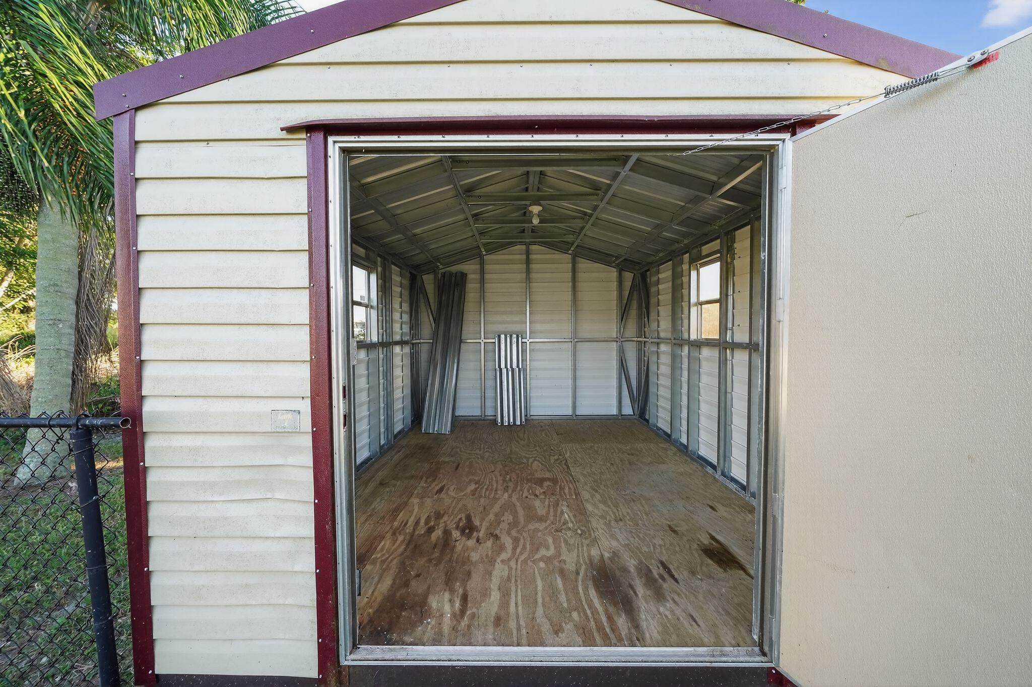 PORT ST LUCIE SECTION 32 - Residential