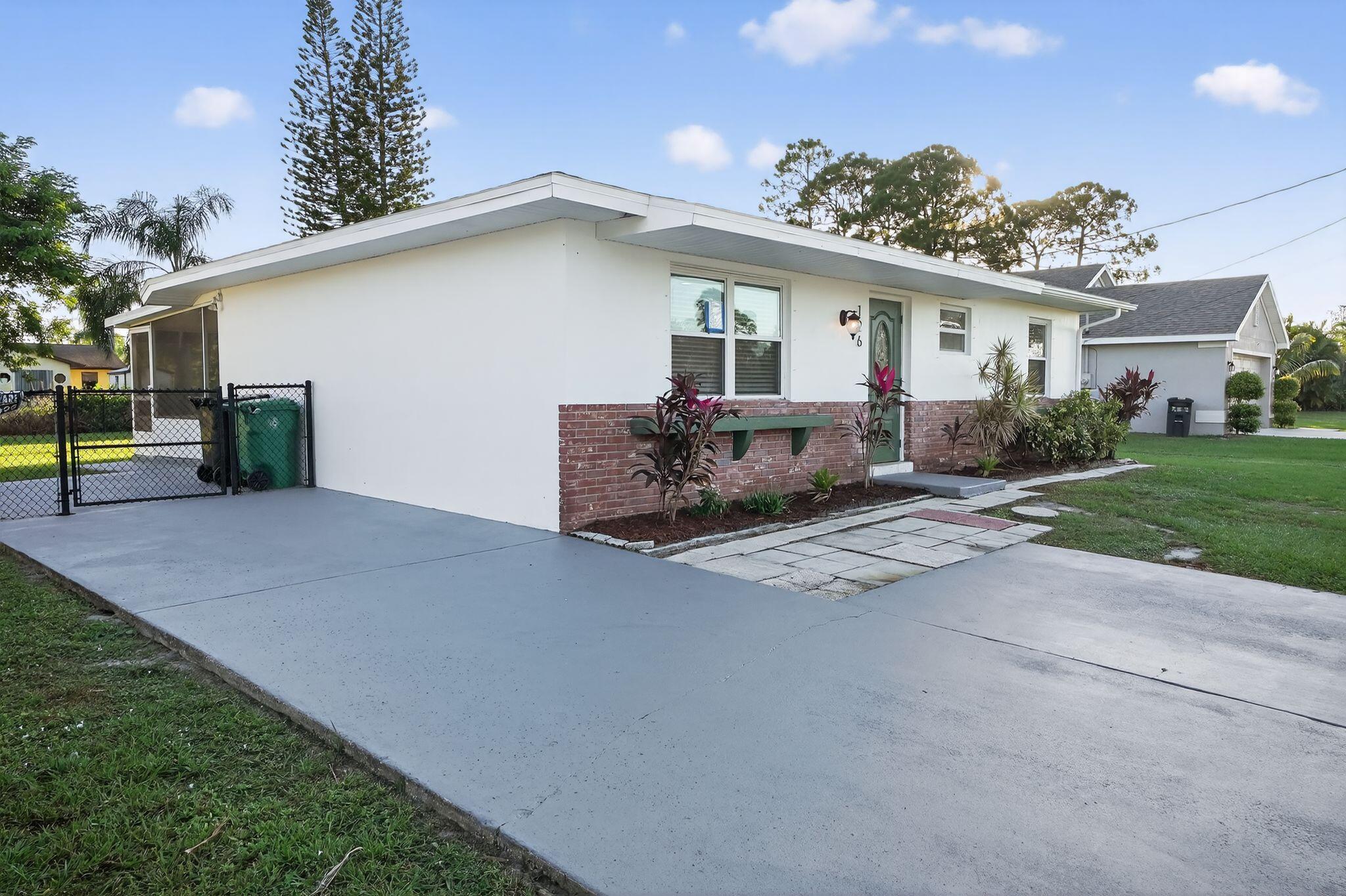 PORT ST LUCIE SECTION 32 - Residential