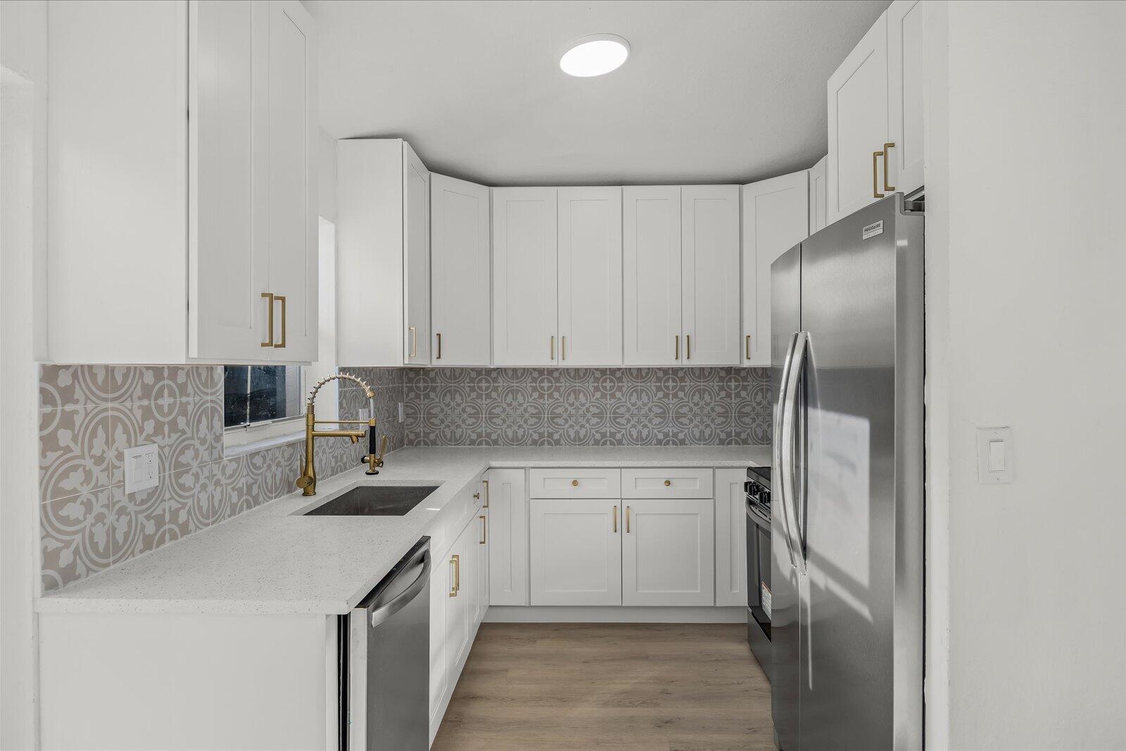 POMPANO BCH COMMUNITY - Residential