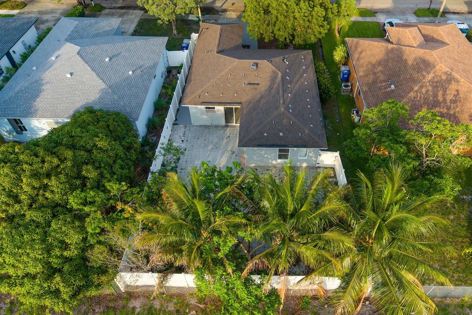 POMPANO BCH COMMUNITY - Residential