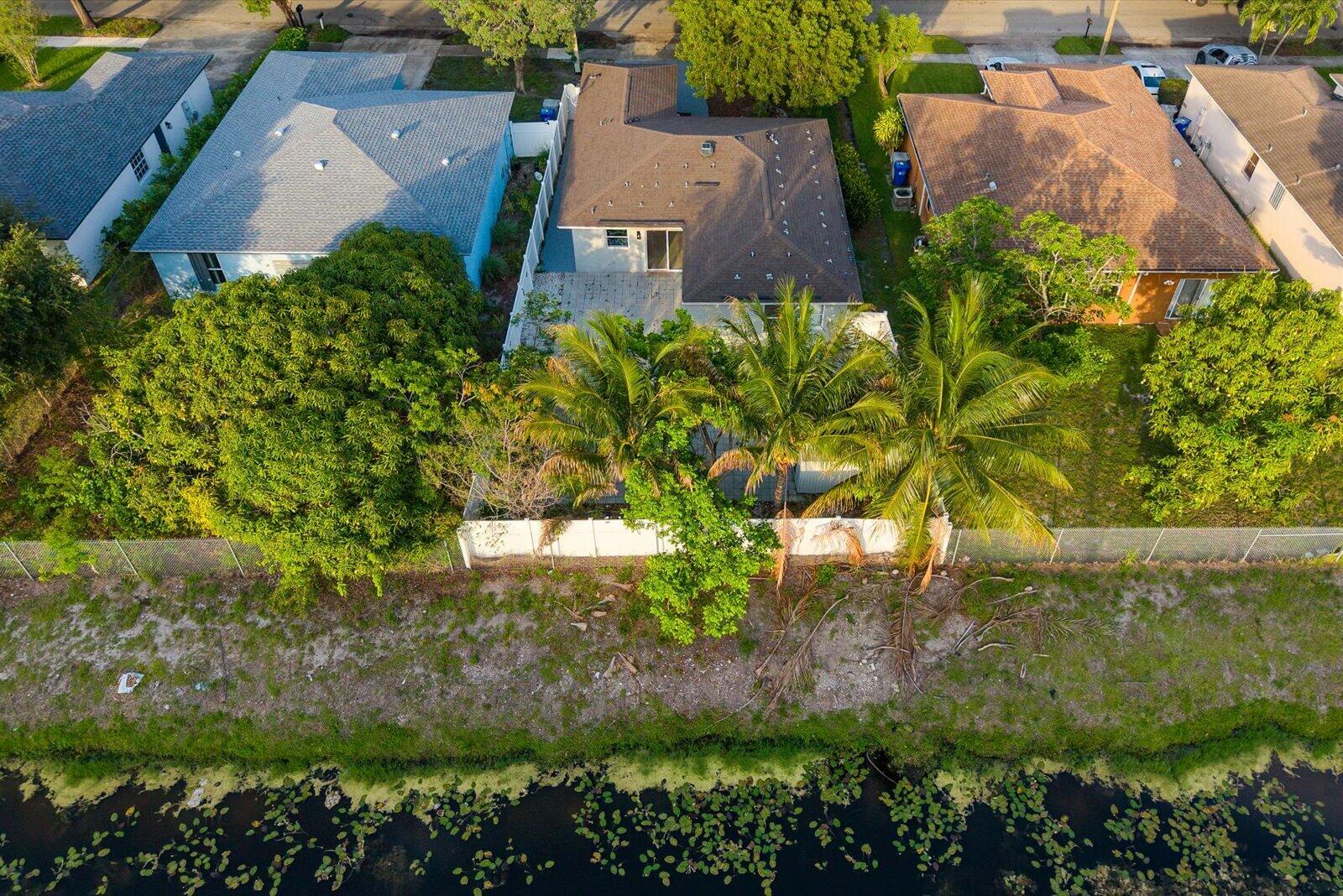 POMPANO BCH COMMUNITY - Residential