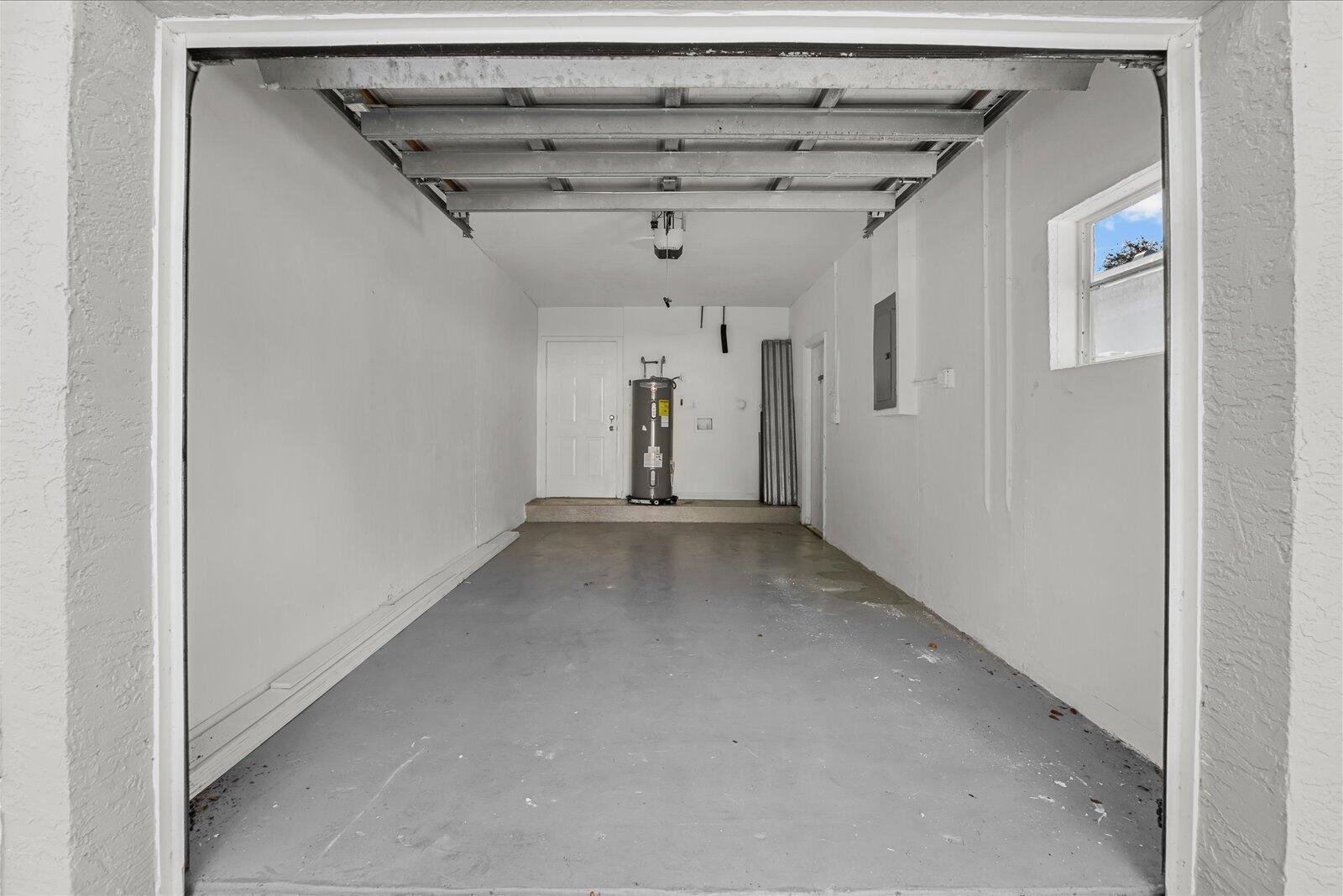 POMPANO BCH COMMUNITY - Residential