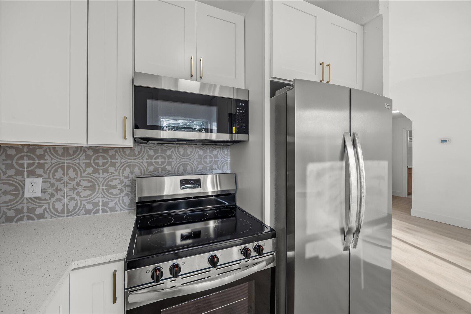 POMPANO BCH COMMUNITY - Residential