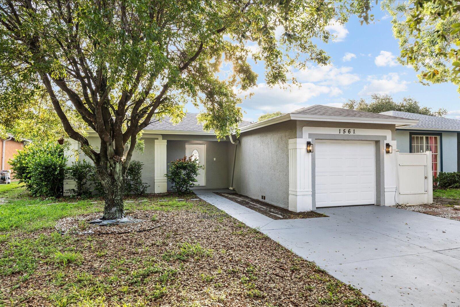 1561 NW 7th Lane
