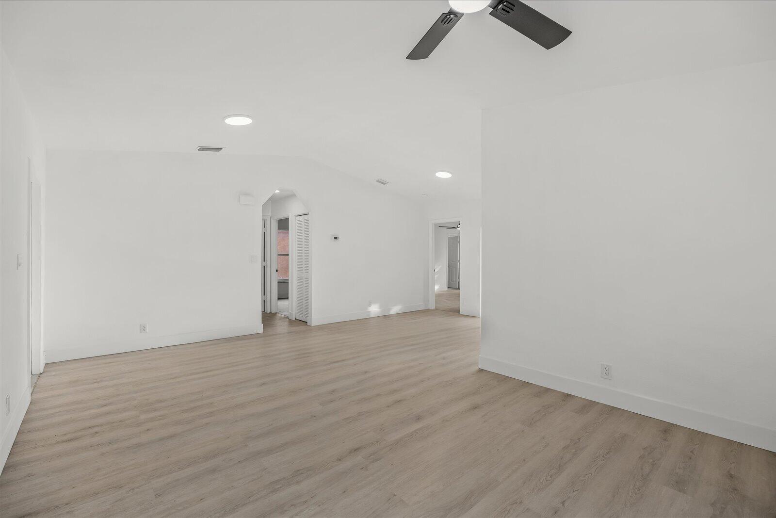 POMPANO BCH COMMUNITY - Residential