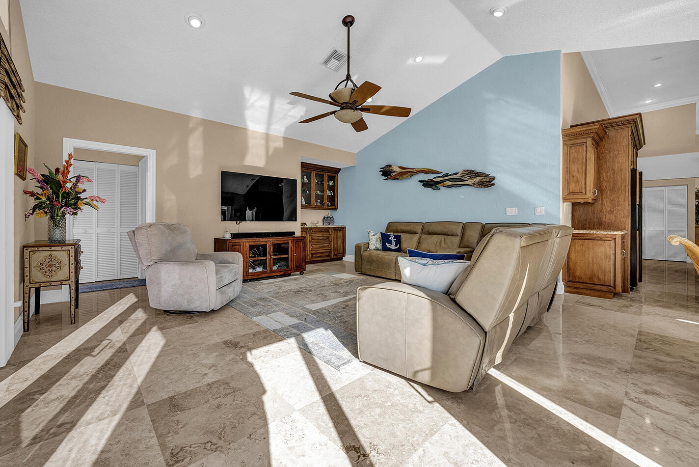 EAGLE POINT - Residential