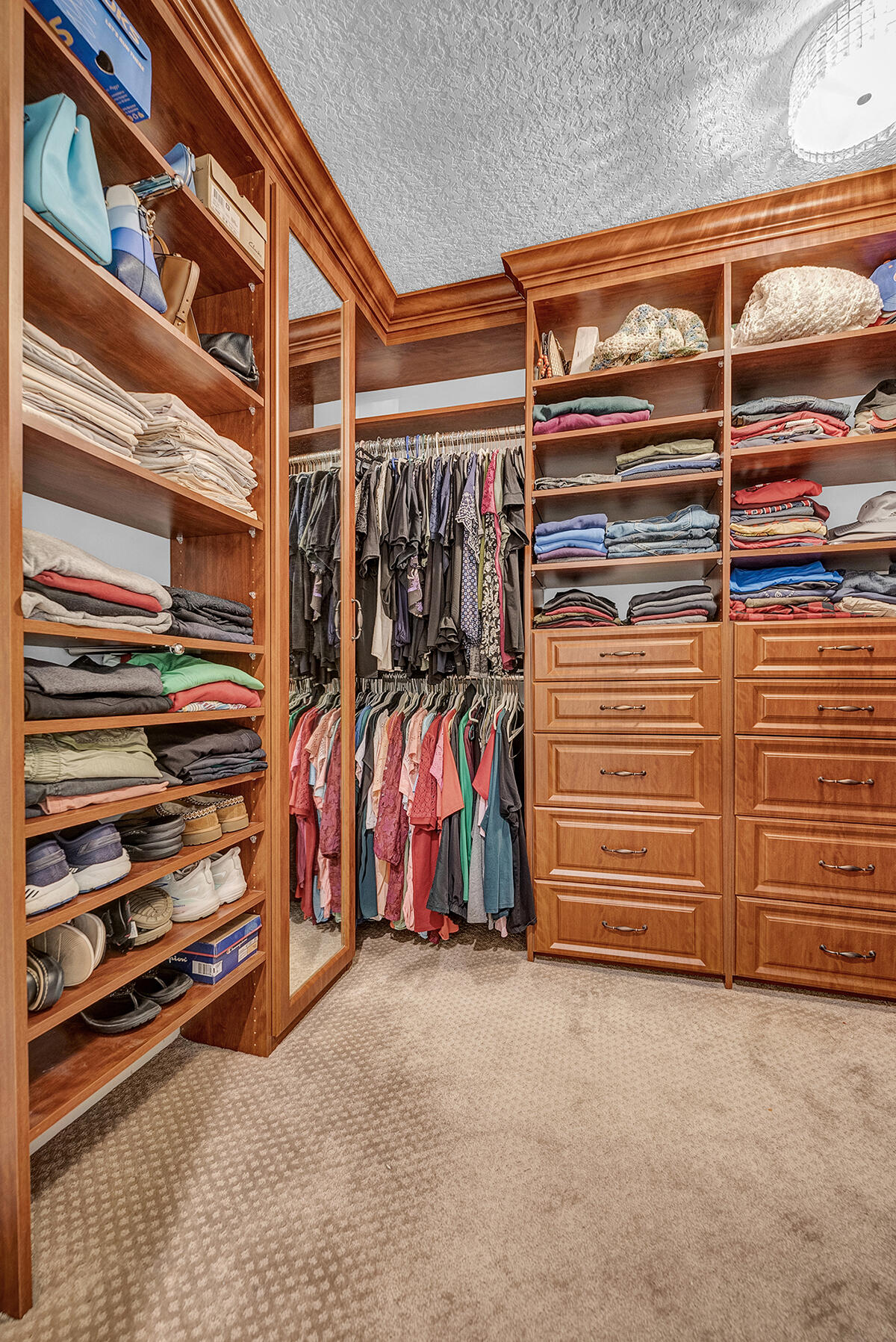 EAGLE POINT - Residential