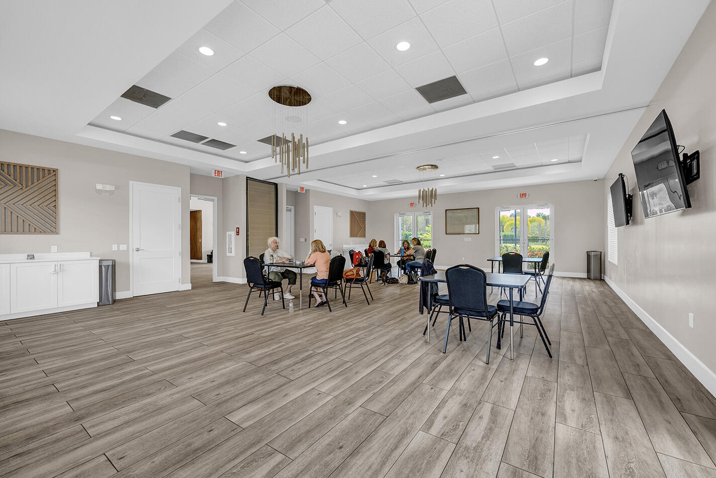 EAGLE POINT - Residential