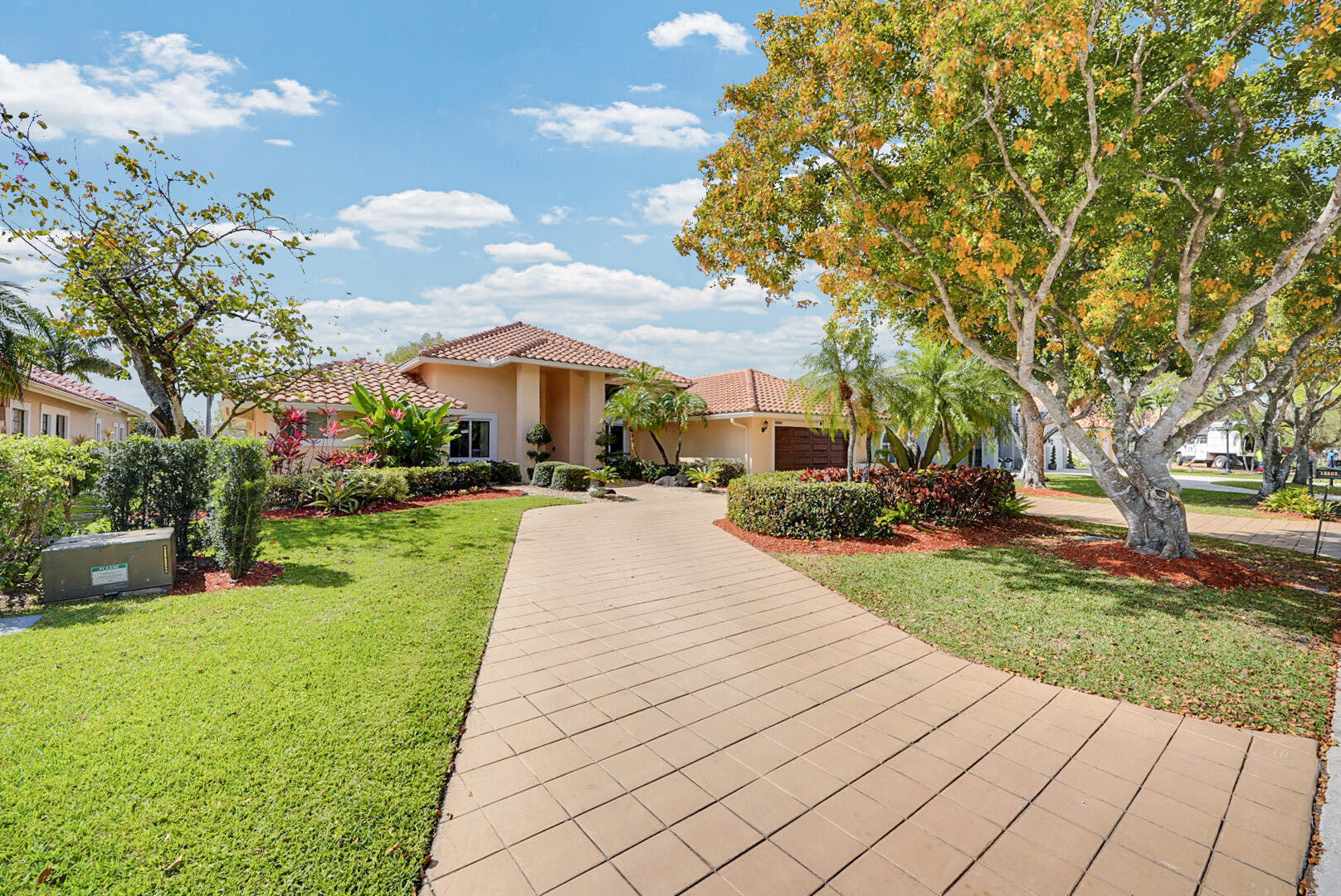 EAGLE POINT - Residential