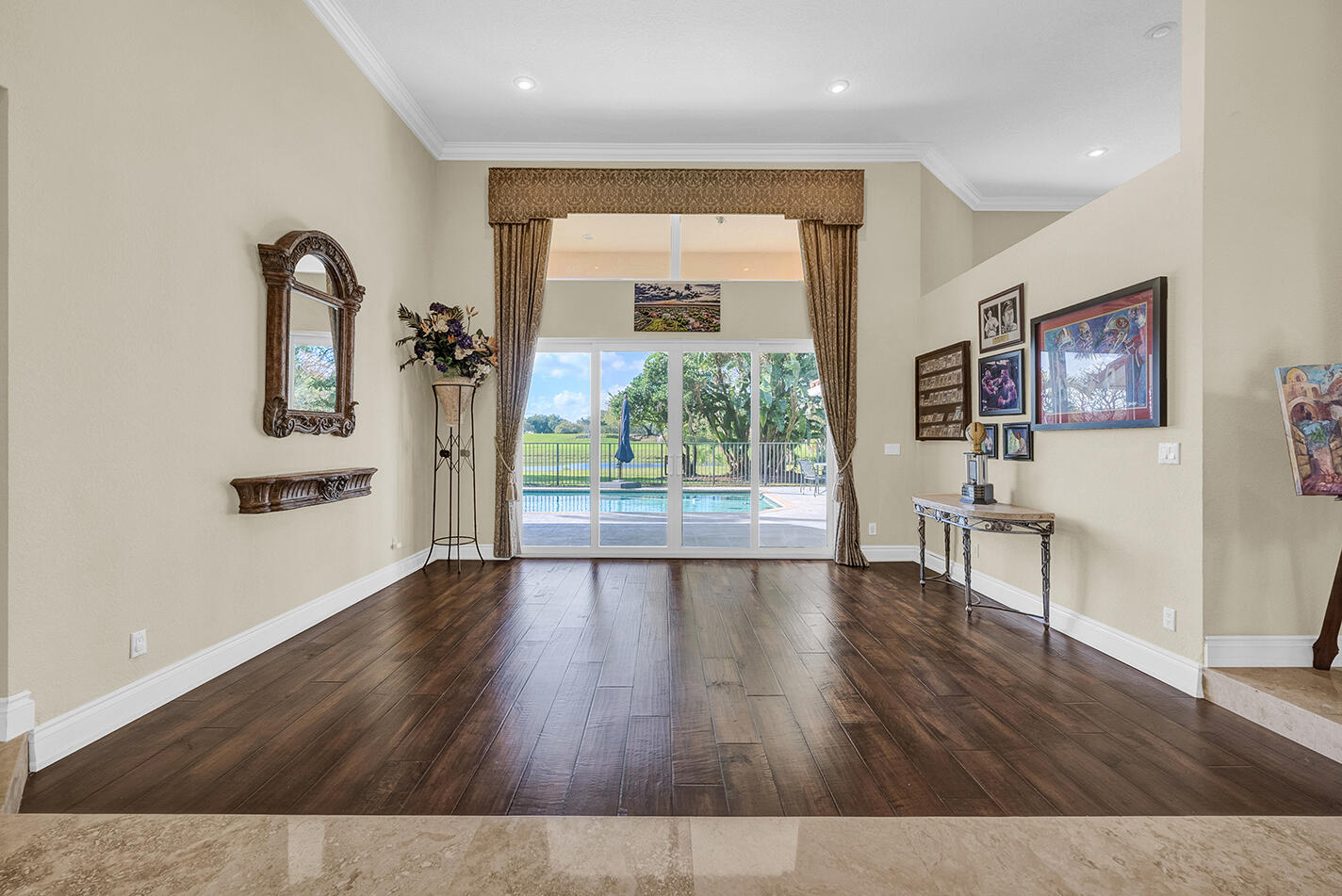 EAGLE POINT - Residential