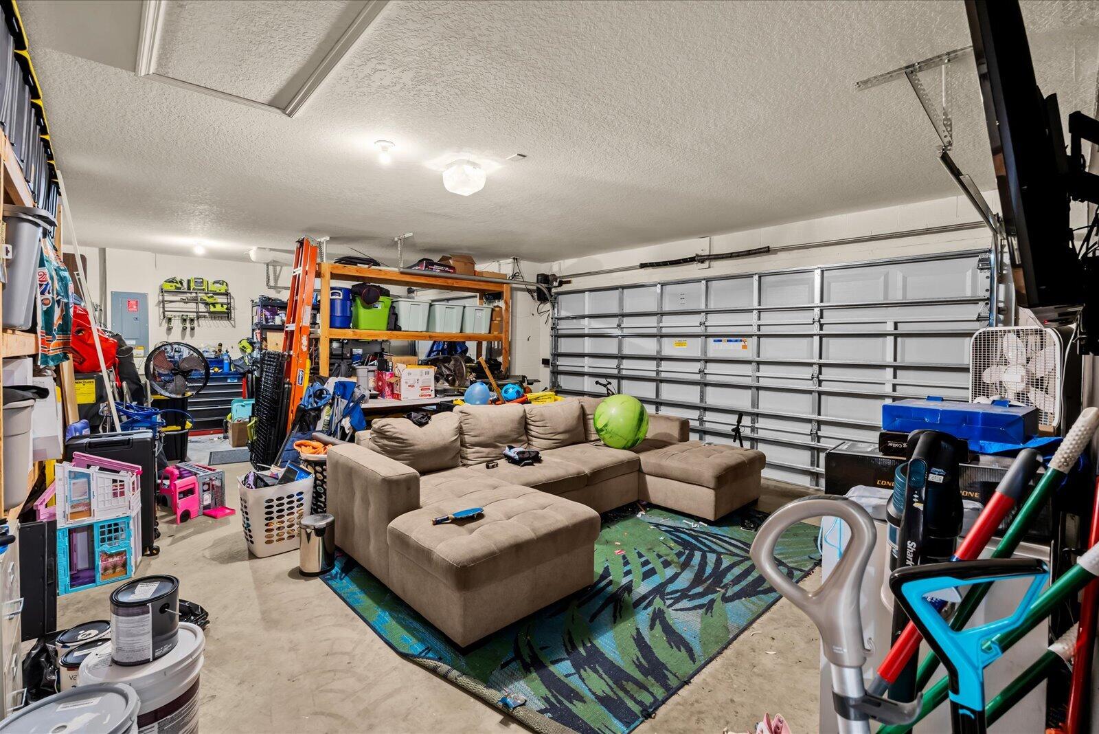 Floresta Gardens - Residential