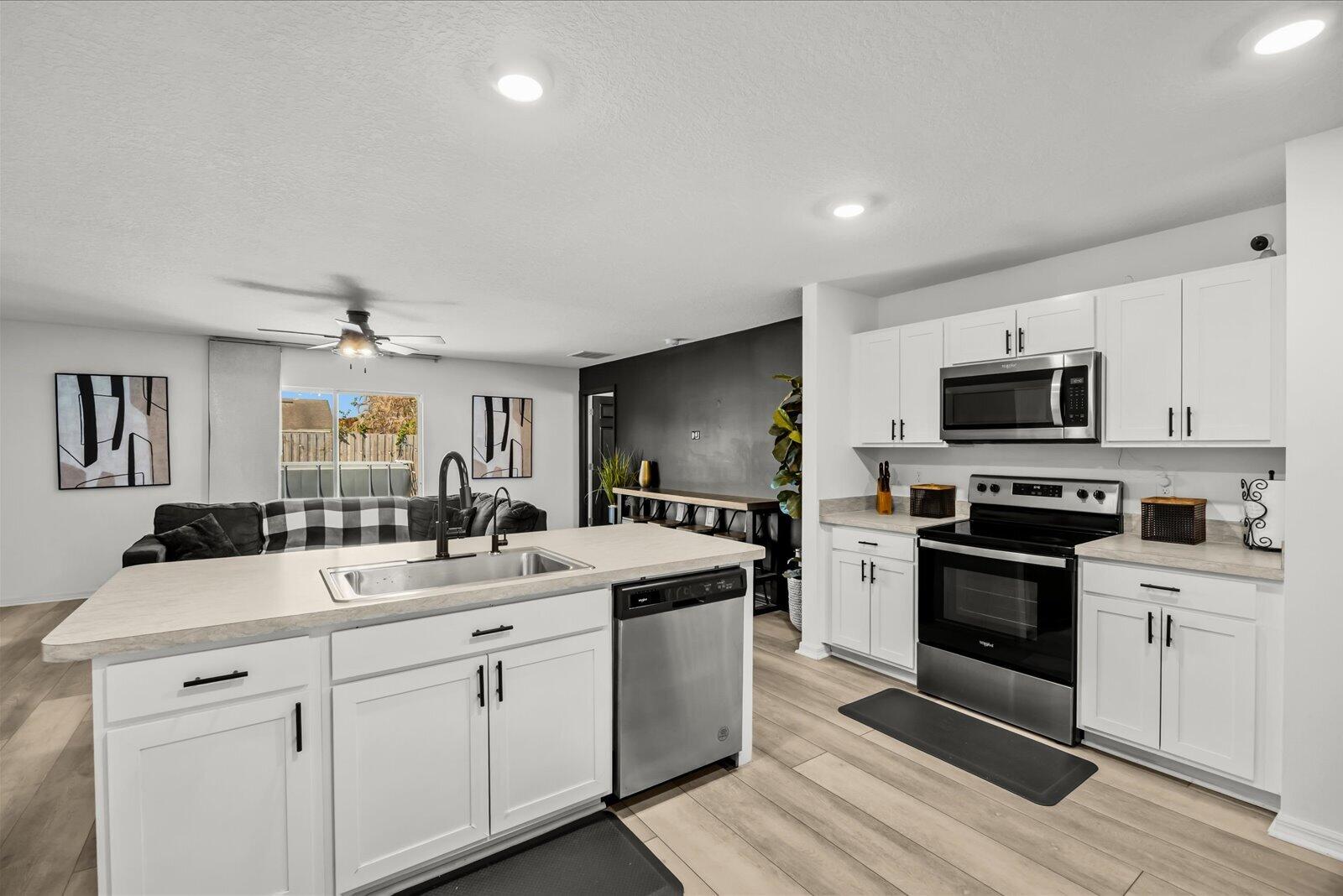 Floresta Gardens - Residential