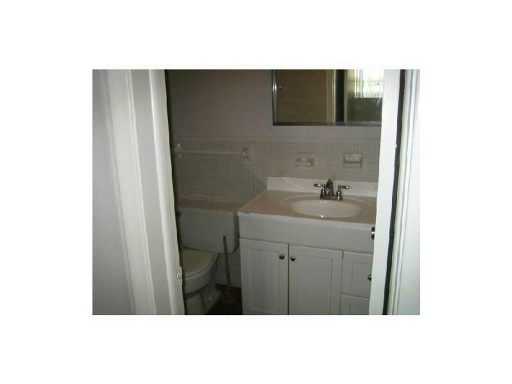 Photo of 1851 NE 62nd Street NE #607, Fort Lauderdale, FL 33308 (MLS # B26032044)