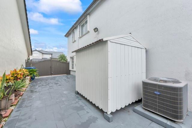 West Esplanade - Residential