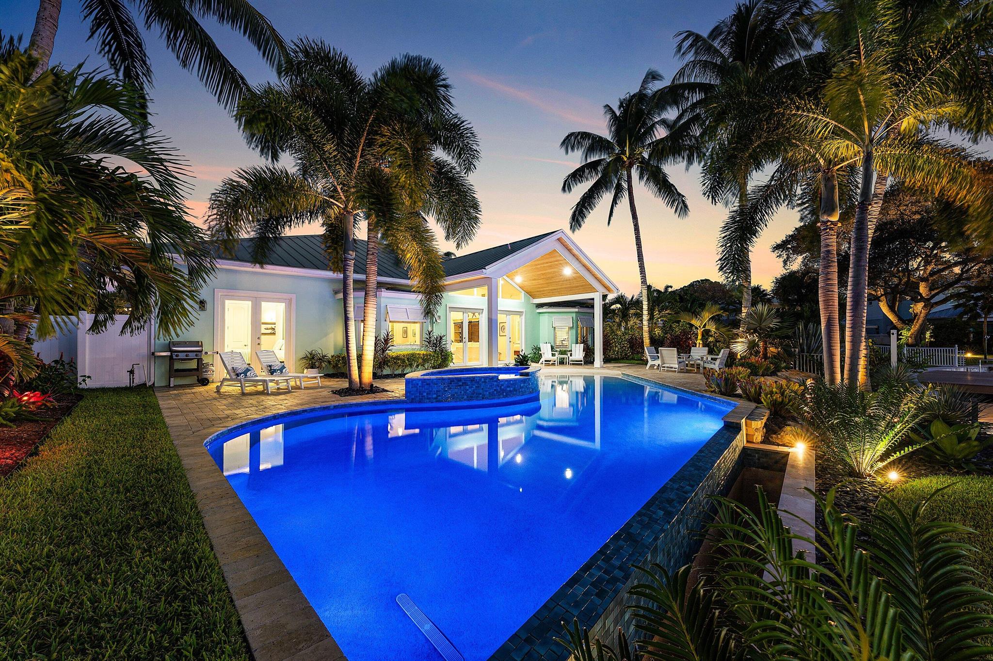 RIO VISTA OF ISLAND SHORE - Residential