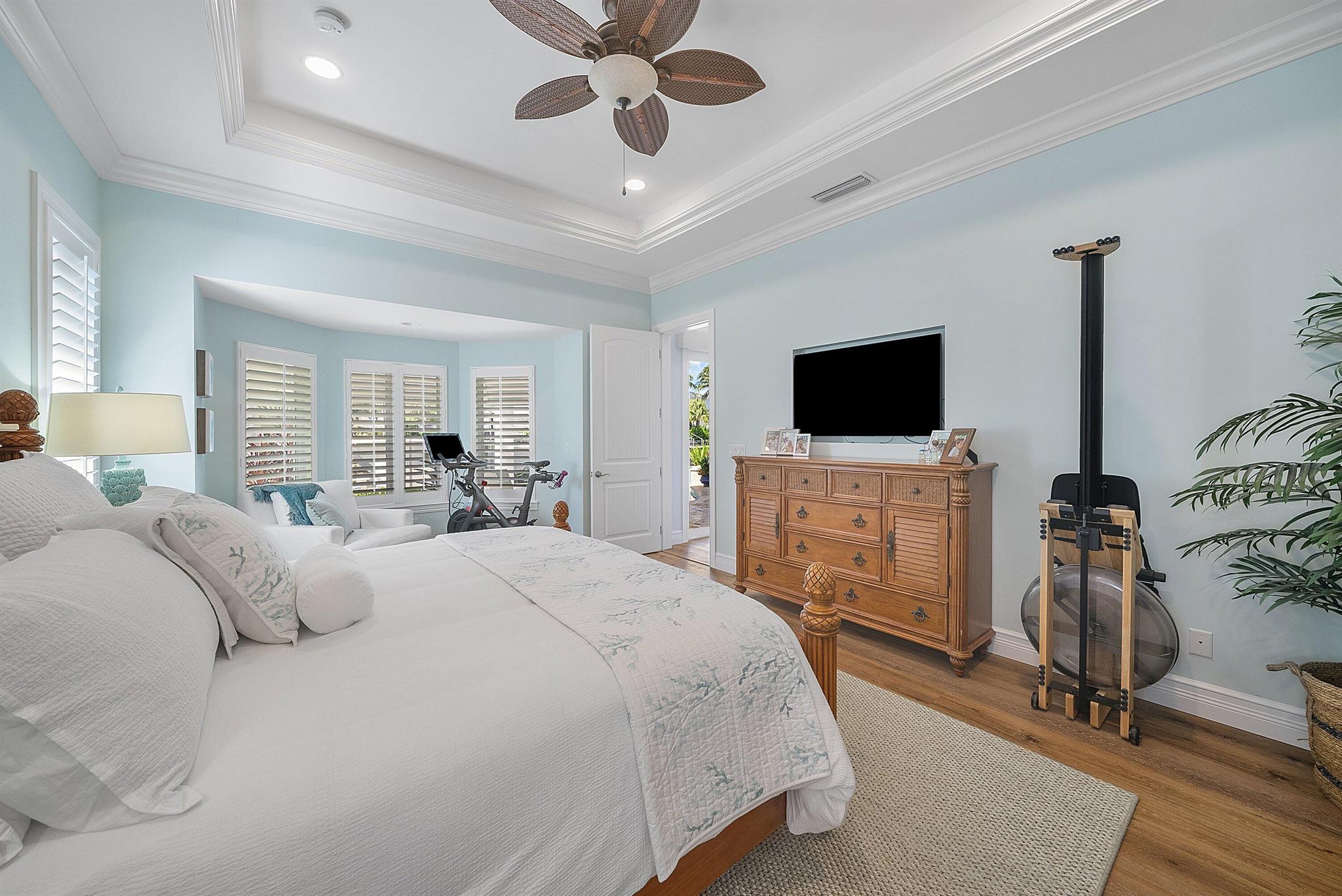 RIO VISTA OF ISLAND SHORE - Residential