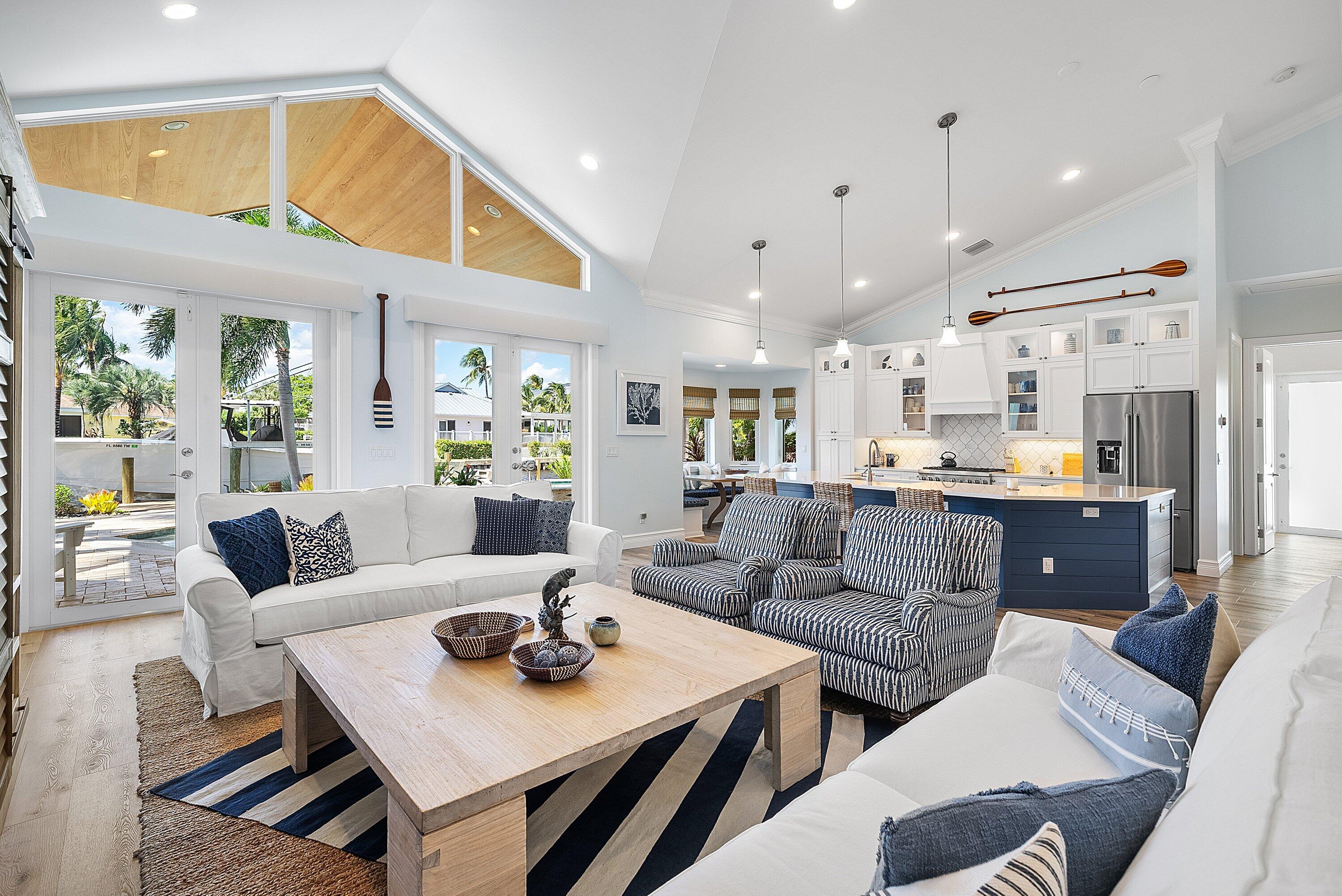 RIO VISTA OF ISLAND SHORES - Residential