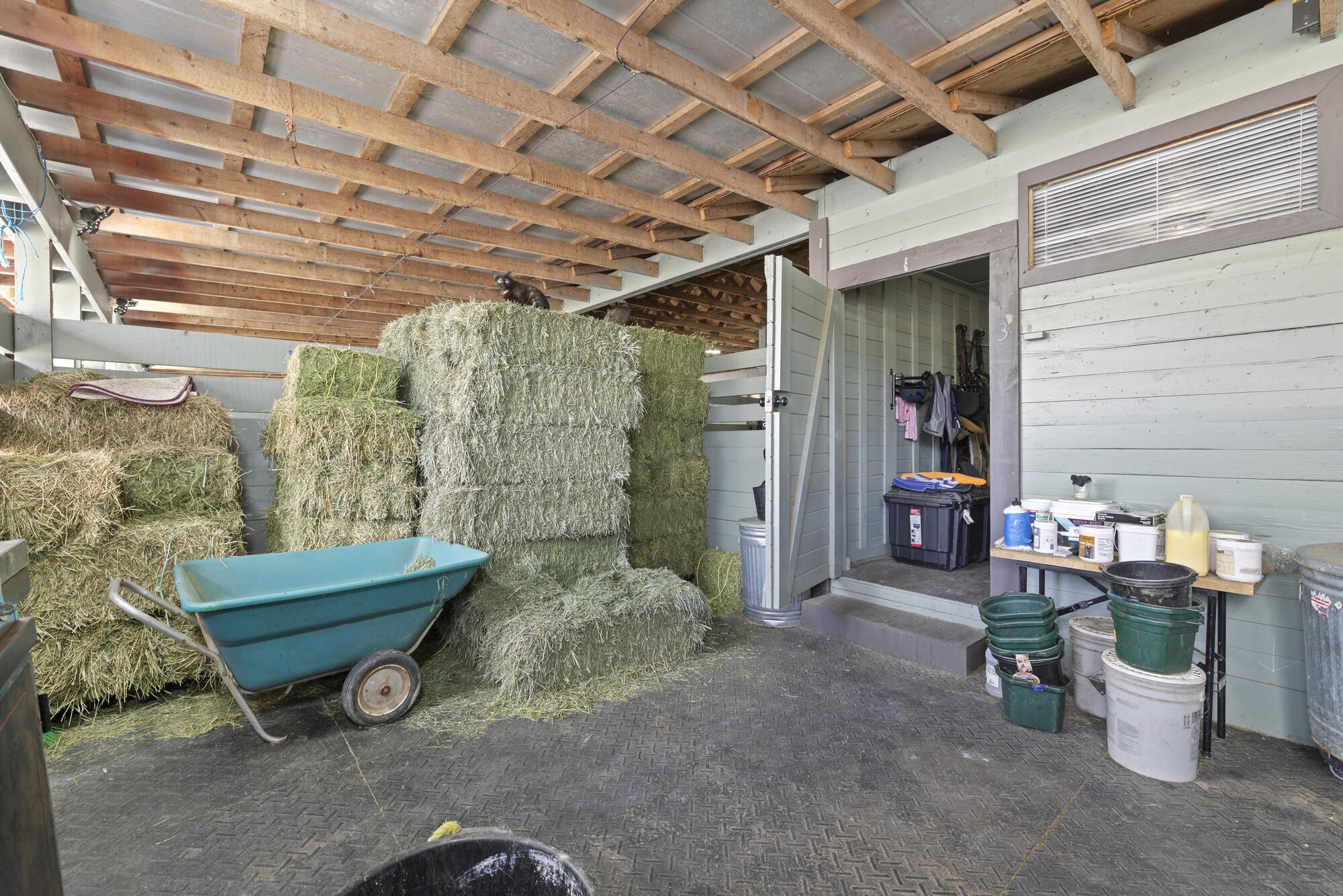 LOXAHATCHEE GROVES - Commercial Sale