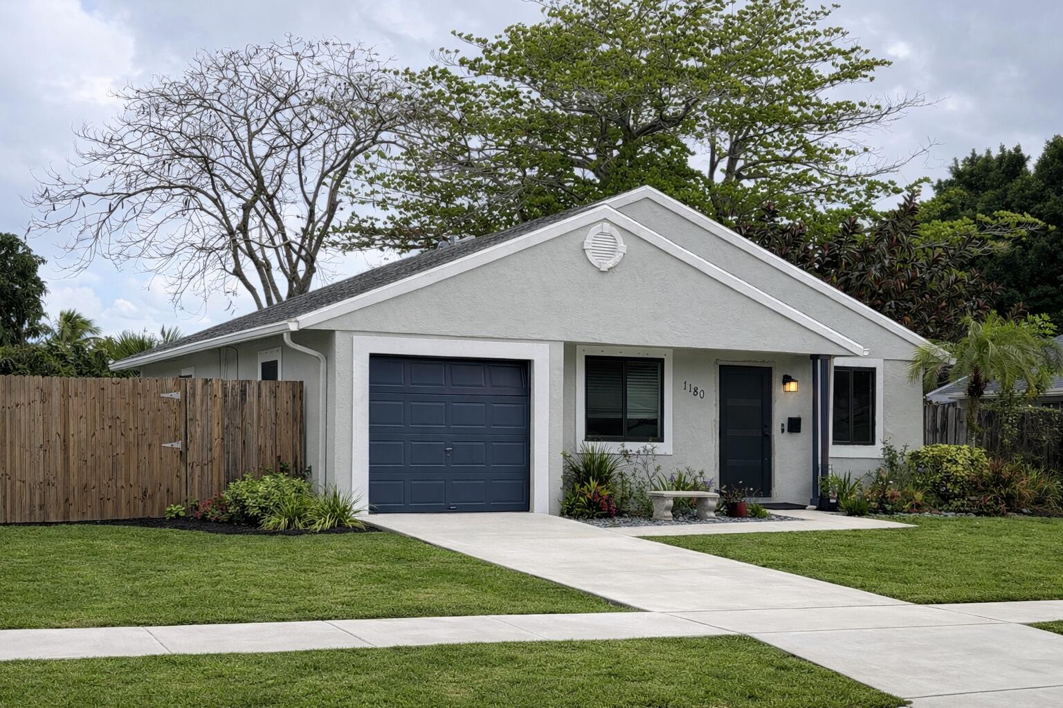 COUNTERPOINT ESTATES 11 - Residential