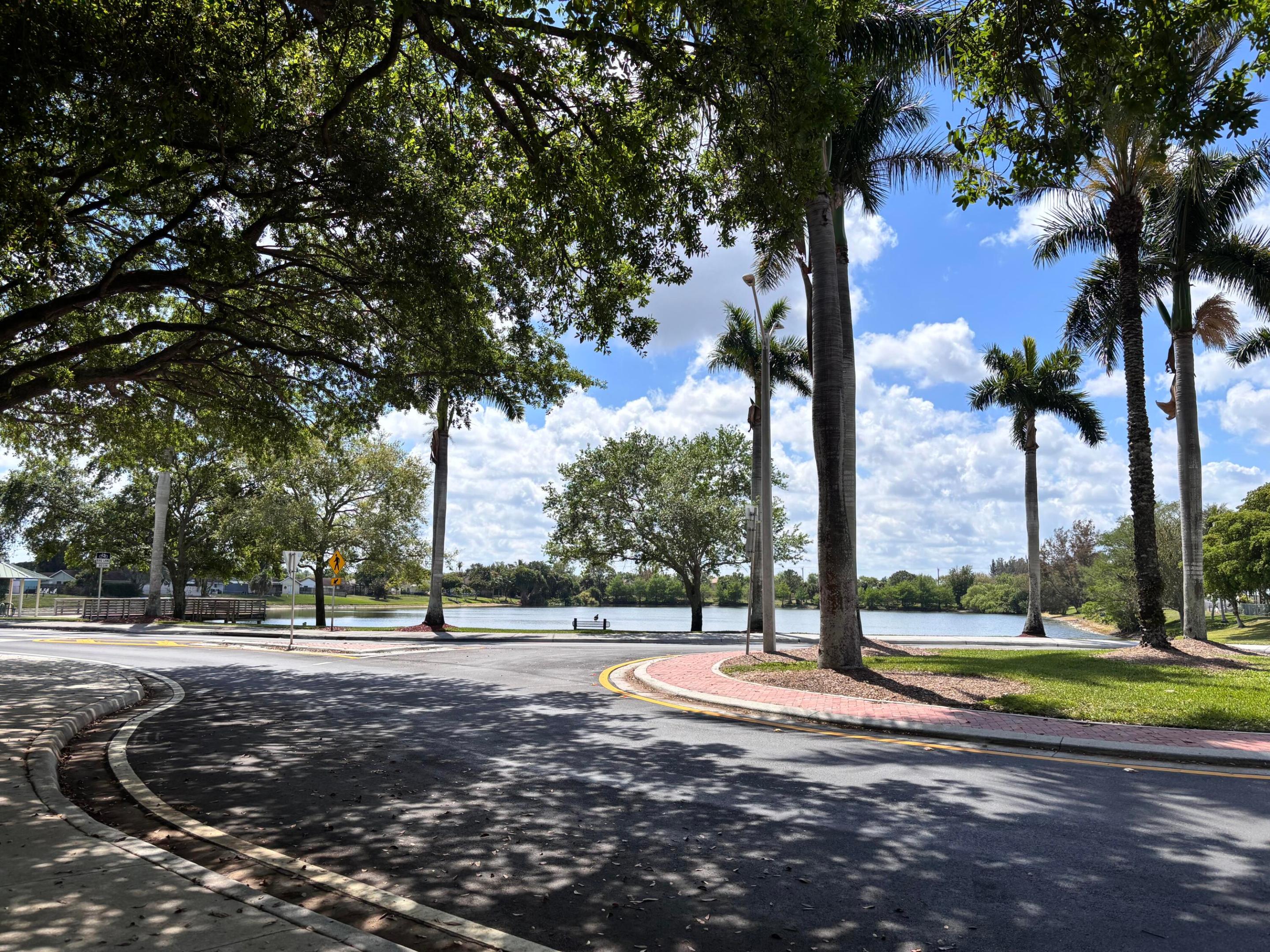 COUNTERPOINT ESTATES 11 - Residential