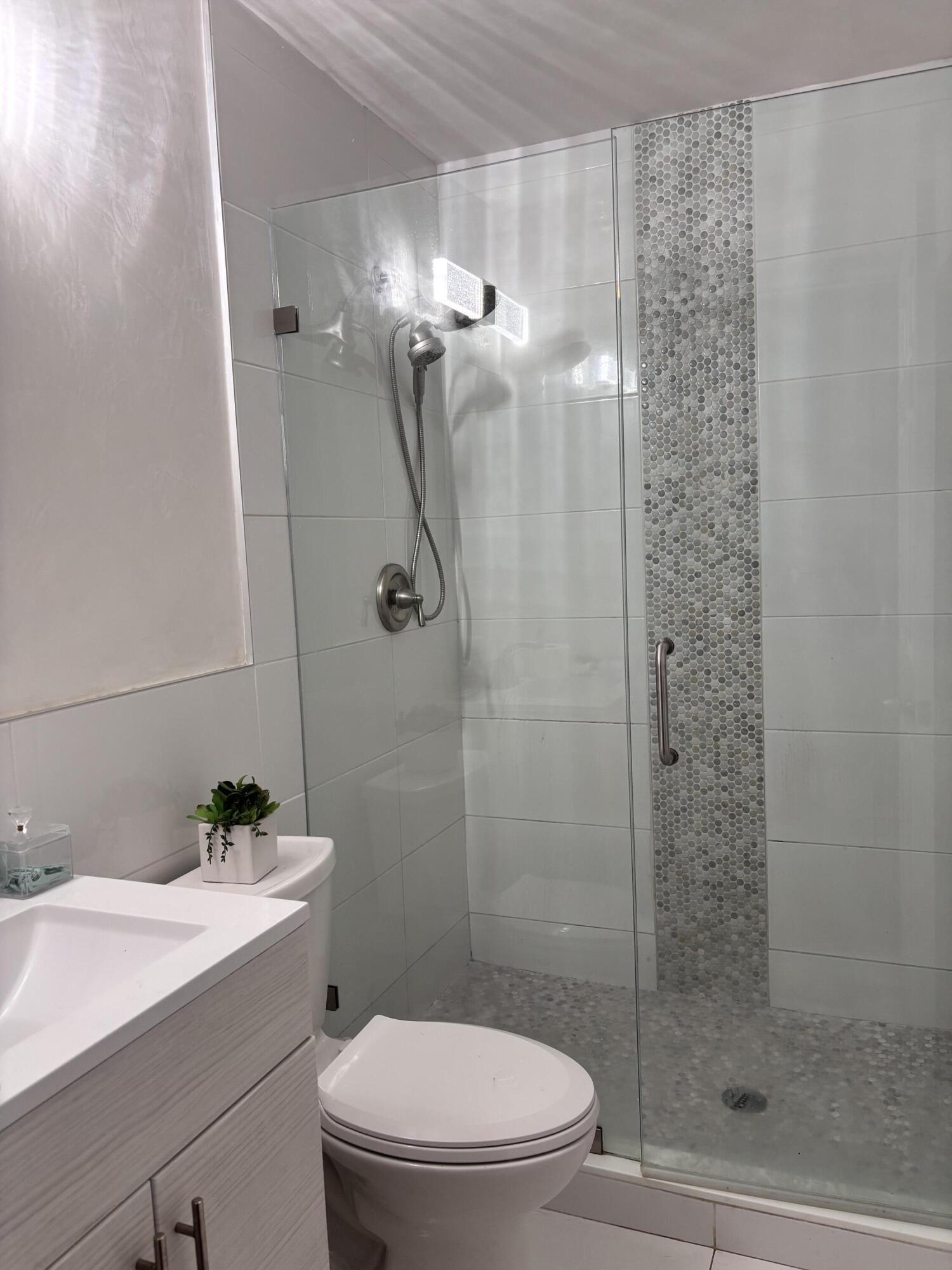 COUNTERPOINT ESTATES 11 - Residential