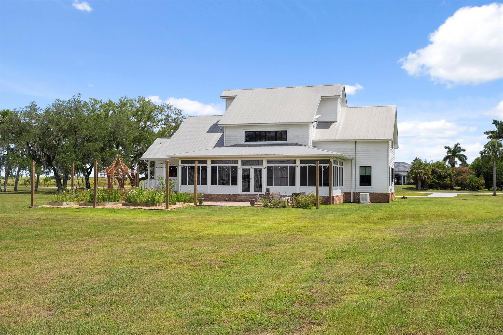 AERO ACRES - Residential