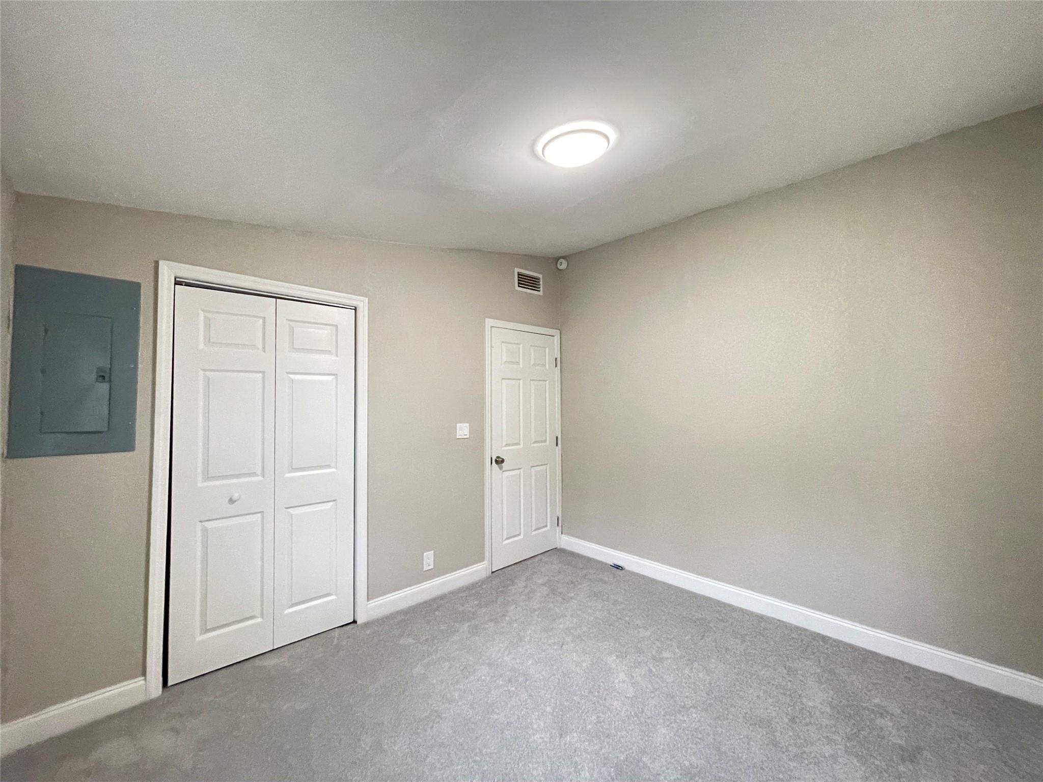 Acreage & Unrec - Residential