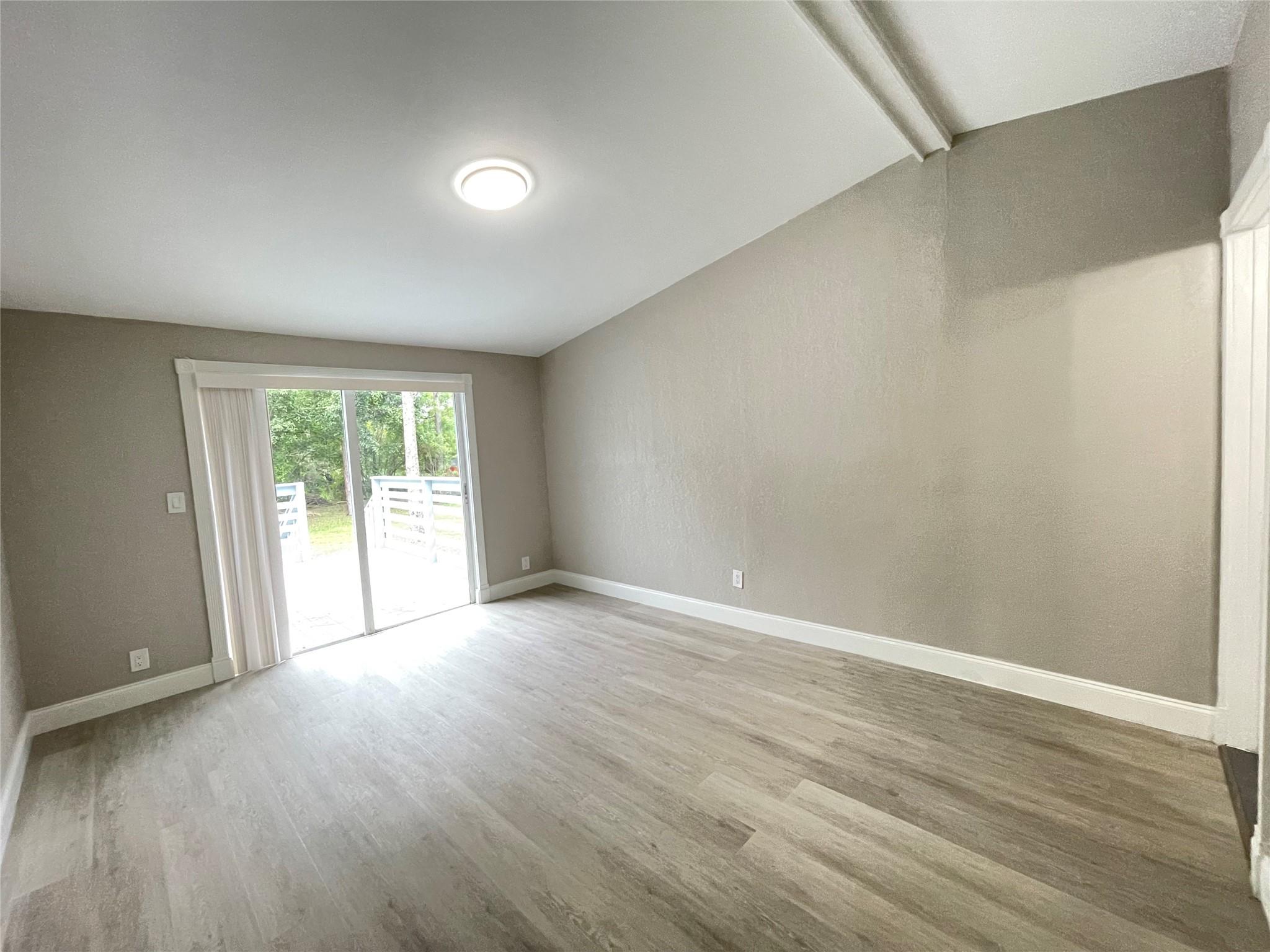 Acreage & Unrec - Residential