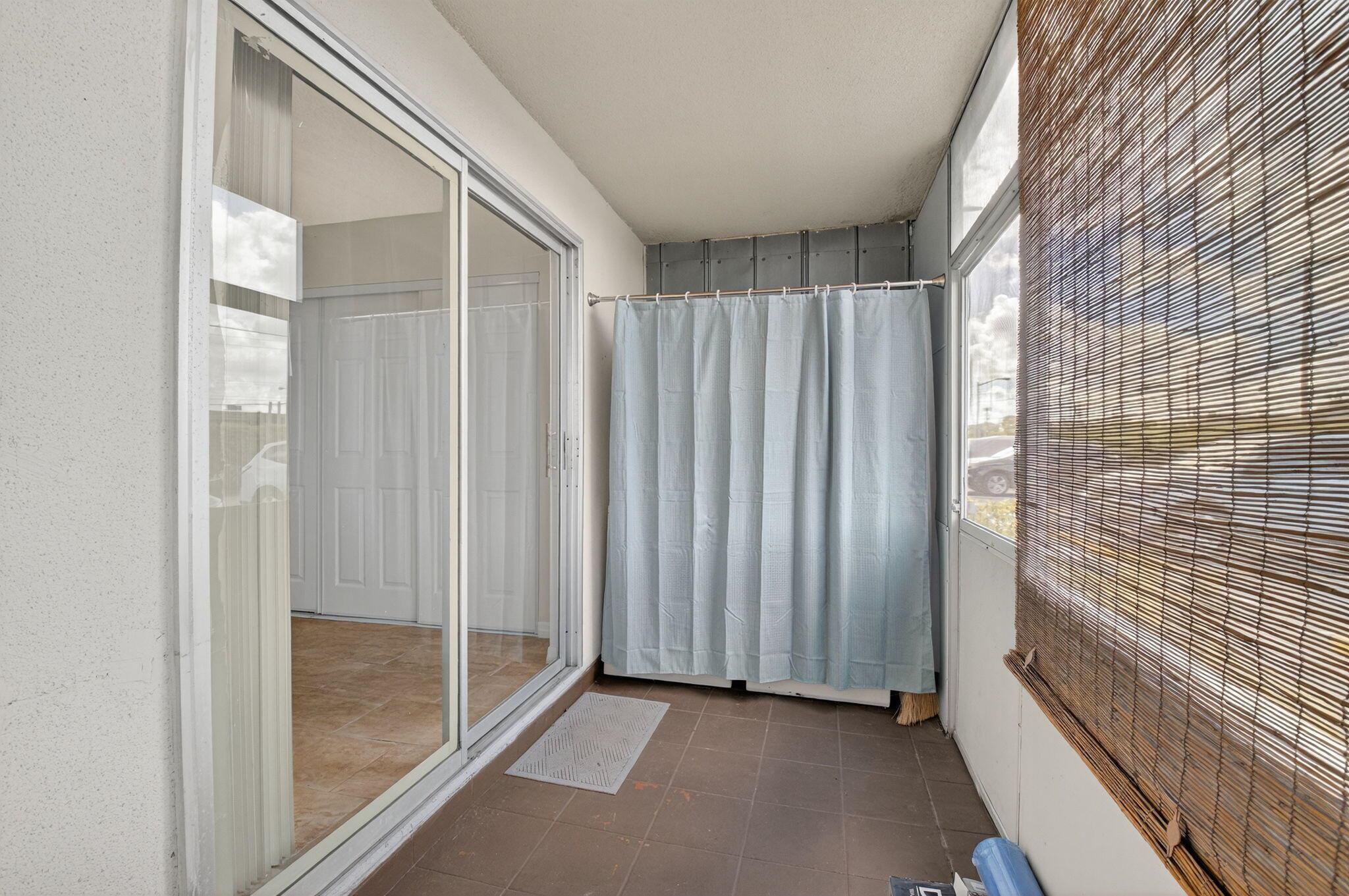 KINGS POINT FLANDERS COND - Residential Lease