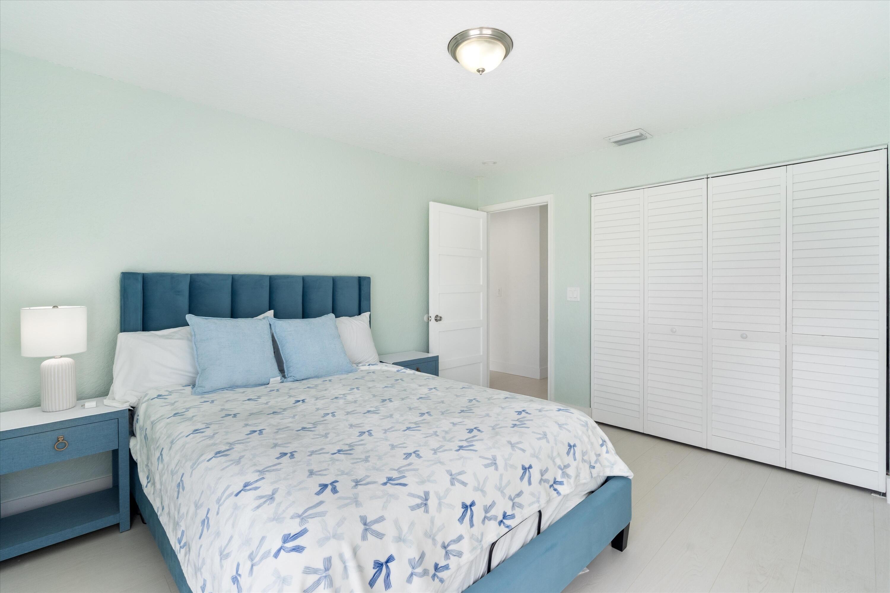 CYPRESS WOODS 1 - Residential